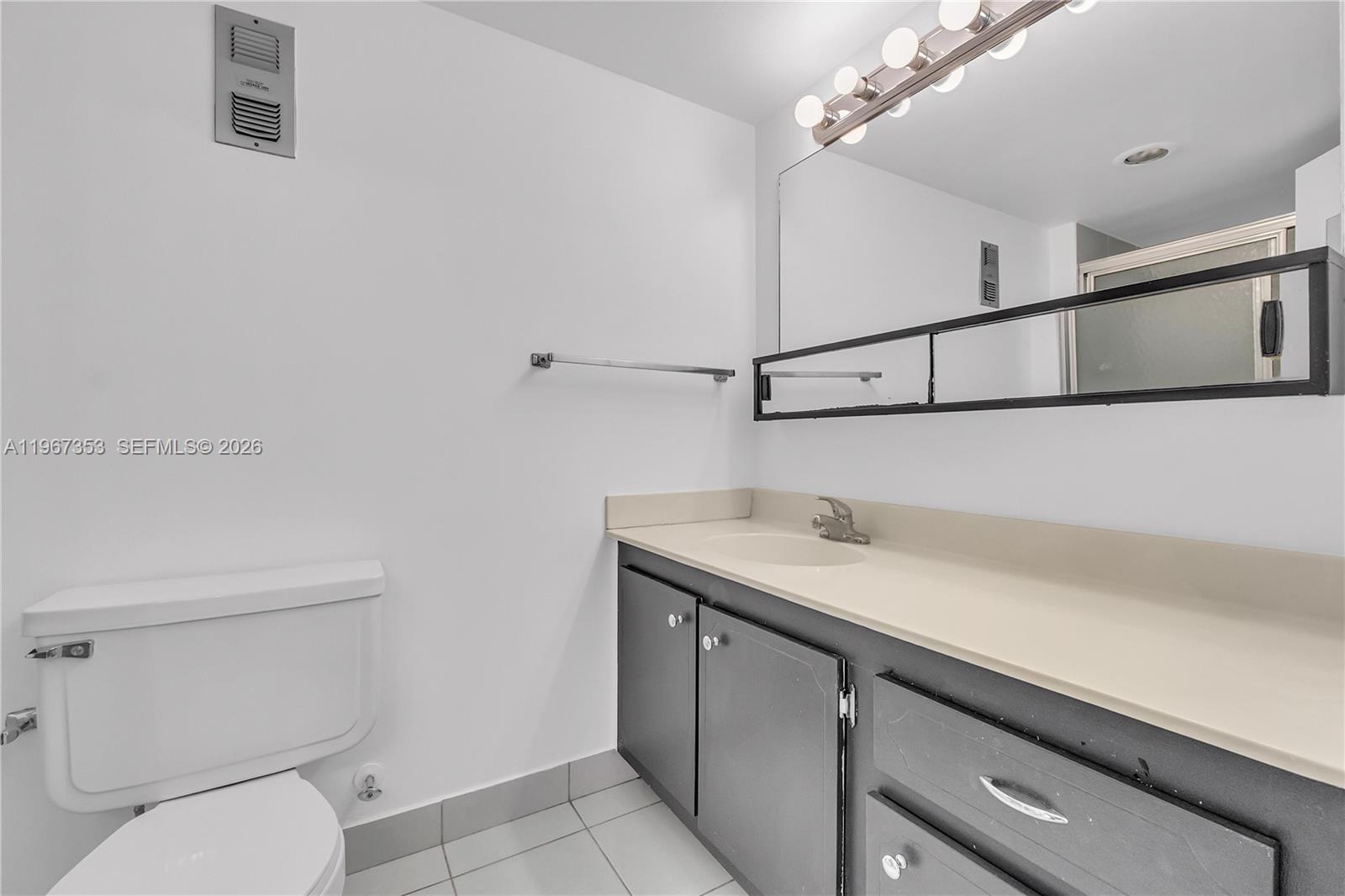 WATERGATE CONDOMINIUM NO - Residential