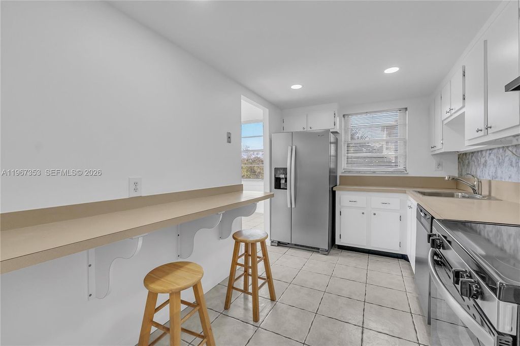 Photo of 2781 Taft St #303, Hollywood, FL 33020 (MLS # A11967353)