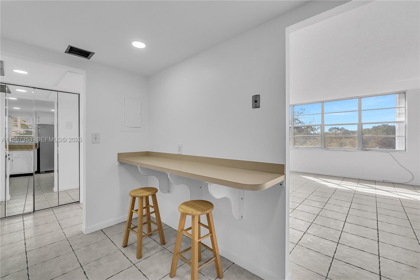 WATERGATE CONDOMINIUM NO - Residential