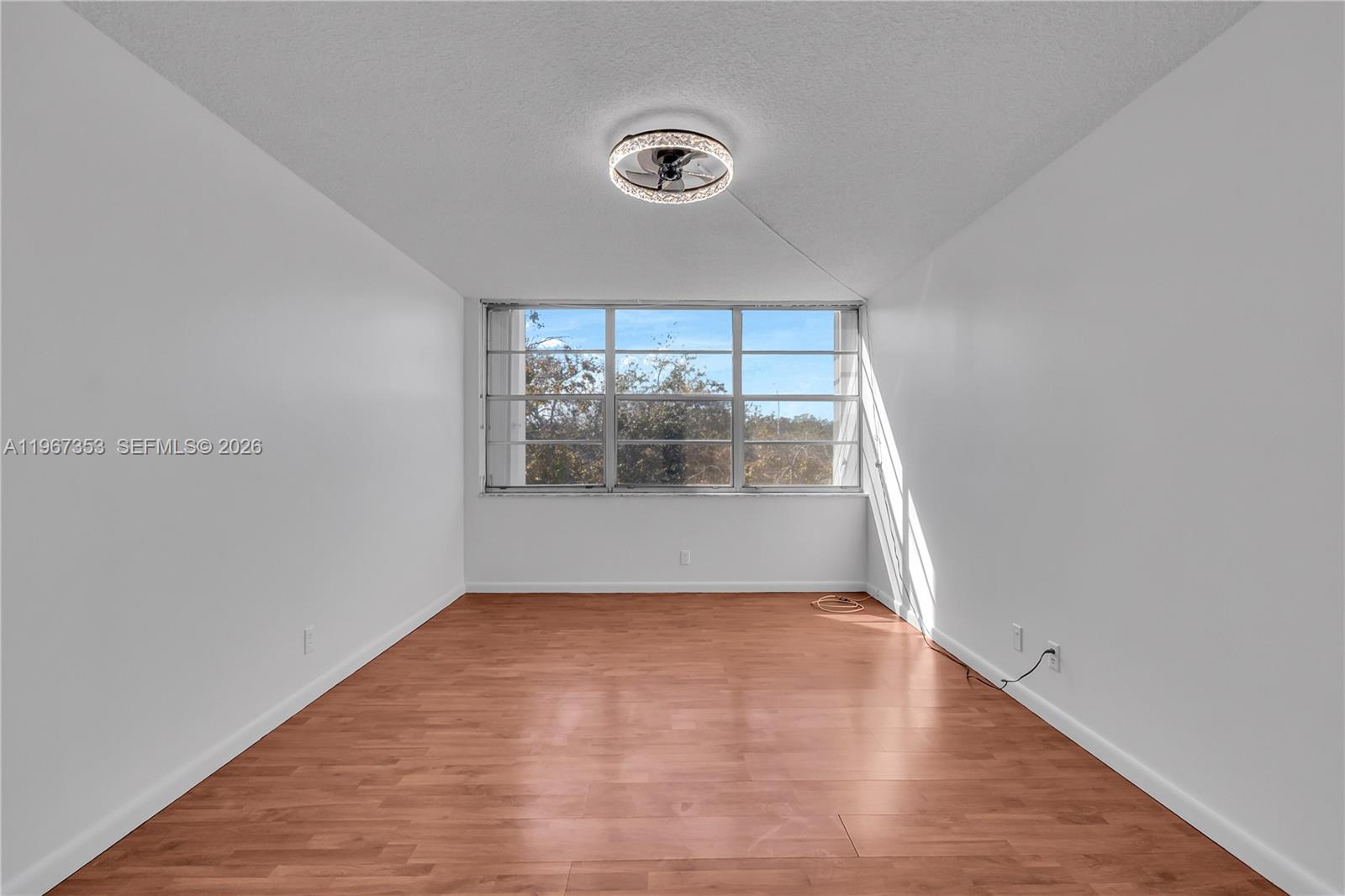 WATERGATE CONDOMINIUM NO - Residential