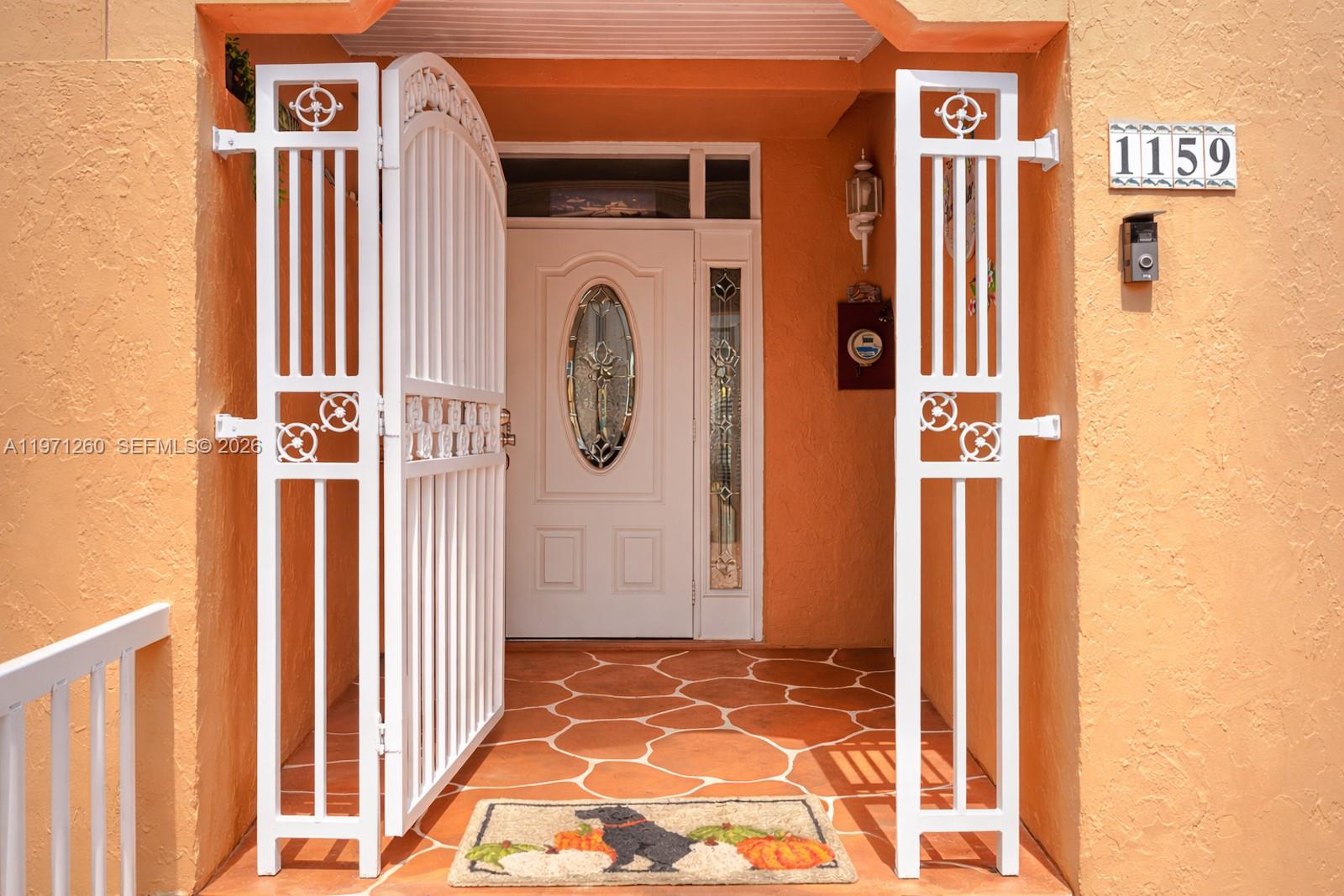 MANGO HILL CONDO NO 6 - Residential