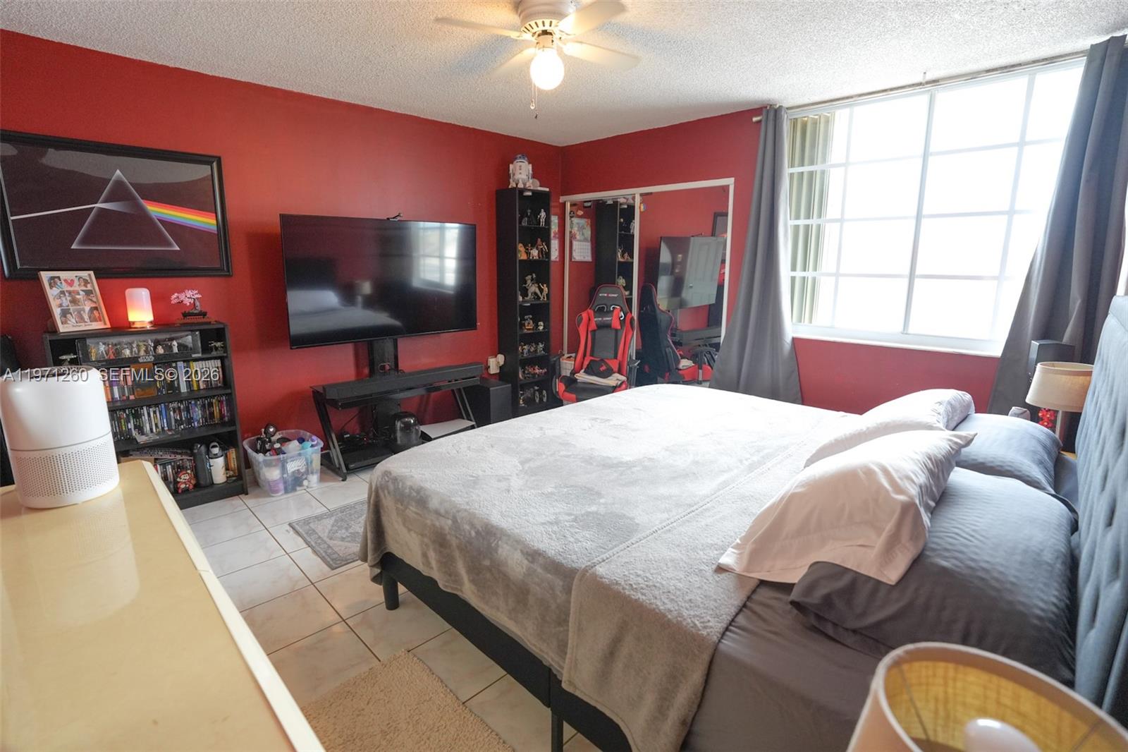 MANGO HILL CONDO NO 6 - Residential