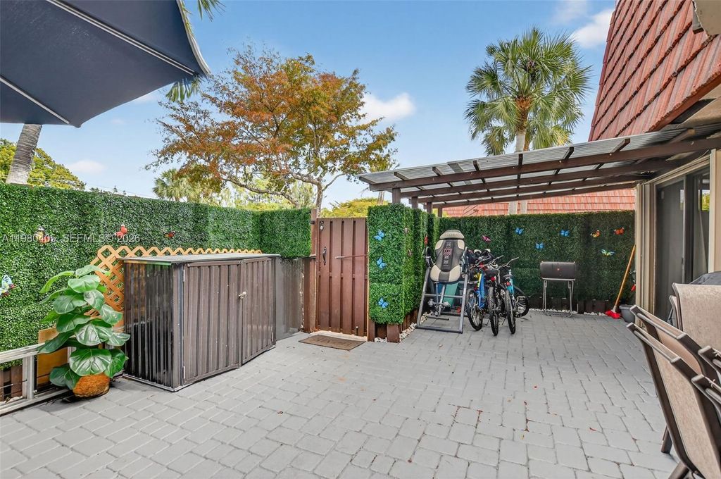 Photo of 8181 Boca Rio Dr #8181, Boca Raton, FL 33433 (MLS # A11980405)