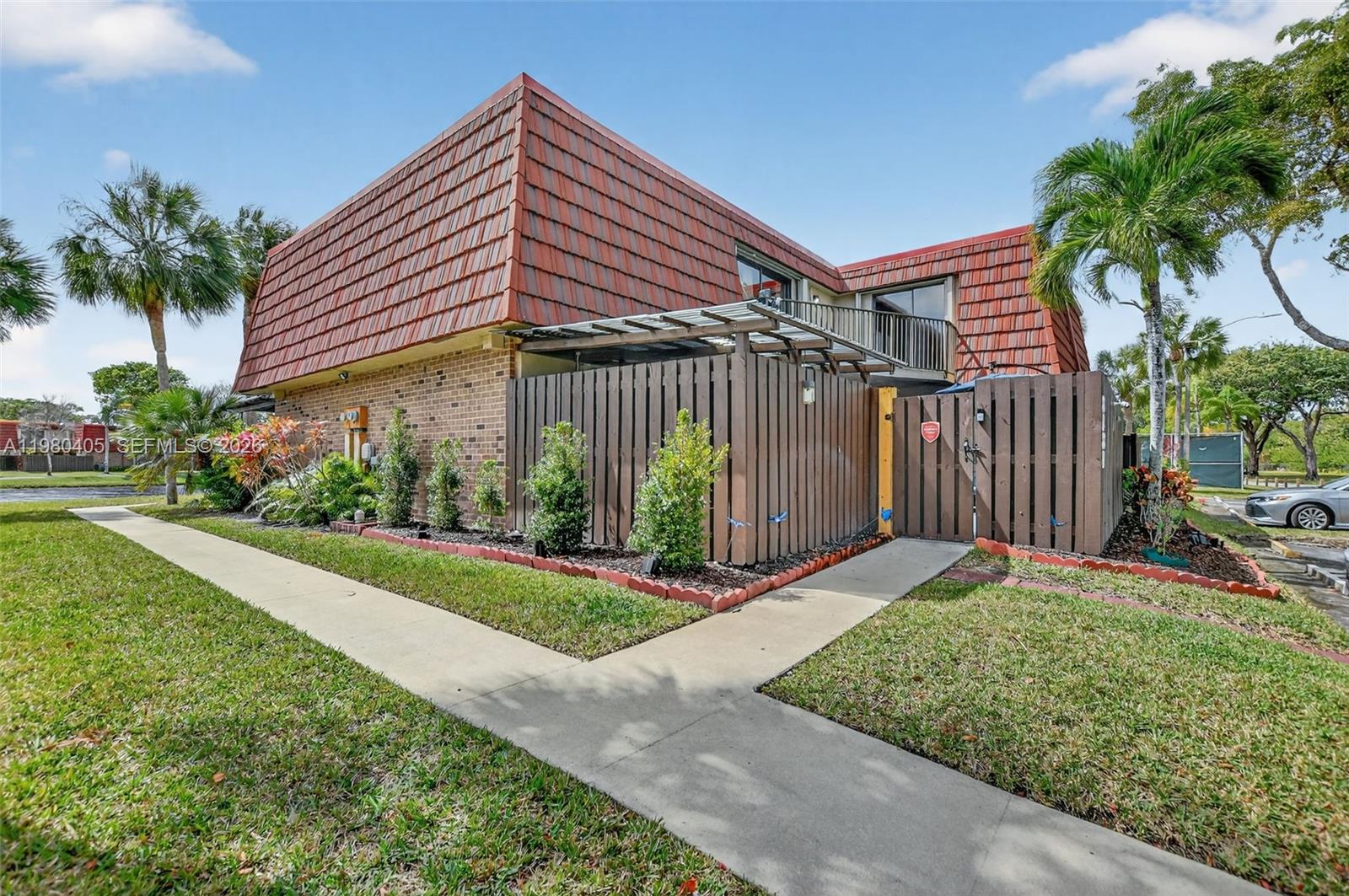 SEC/TWN/RNG/MER:SEC 29 TWN - Residential