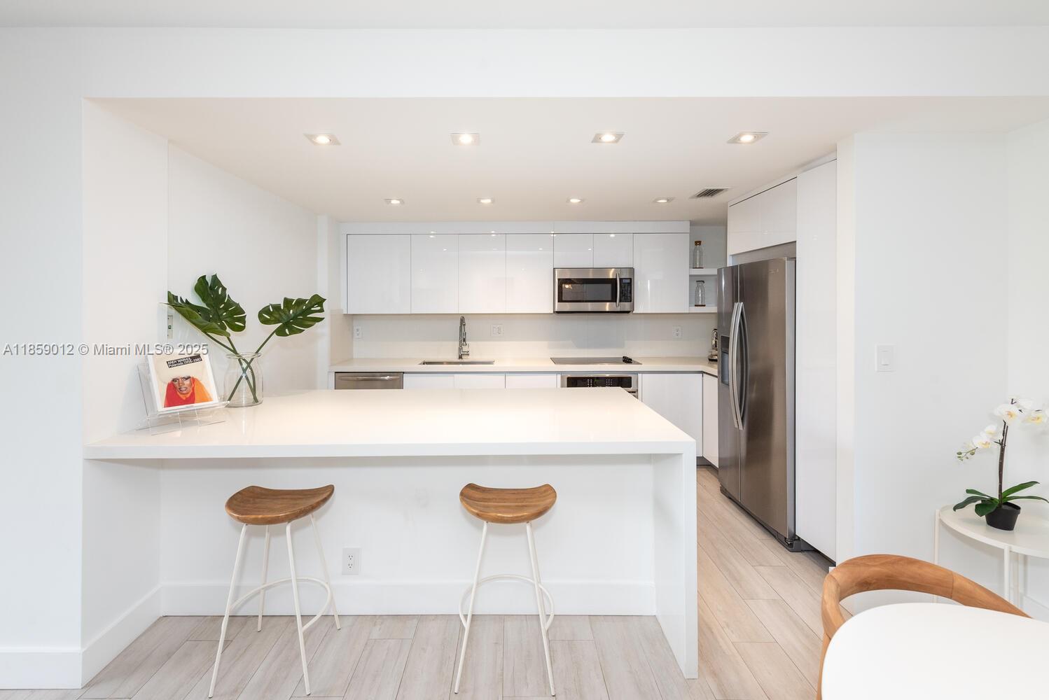 KEY COLONY NO 4 CONDO - Residential Lease