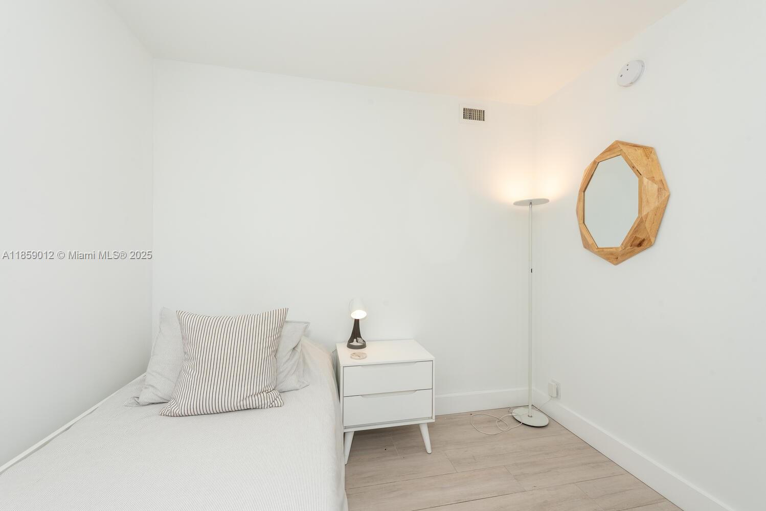 KEY COLONY NO 4 CONDO - Residential Lease