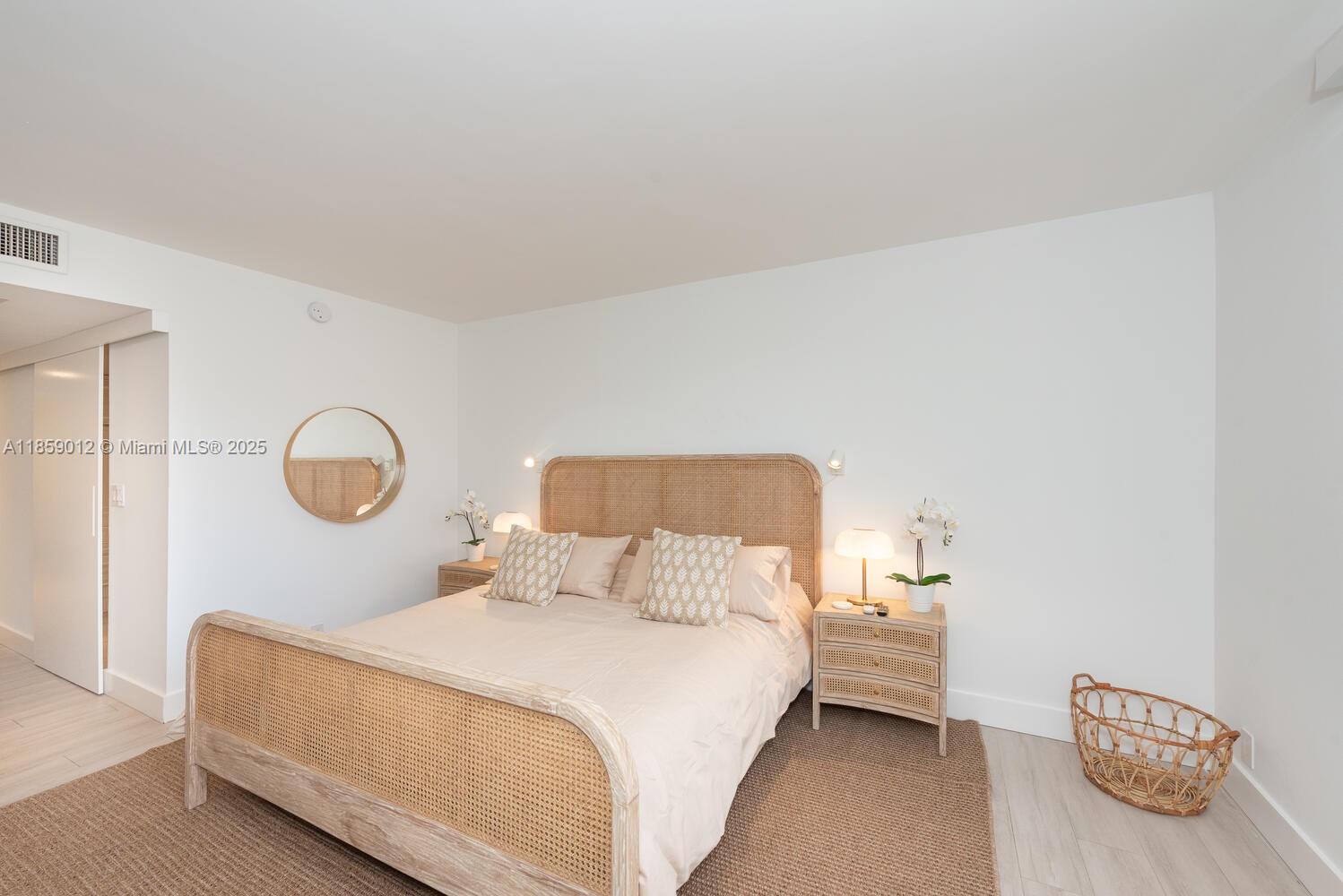 KEY COLONY NO 4 CONDO - Residential Lease