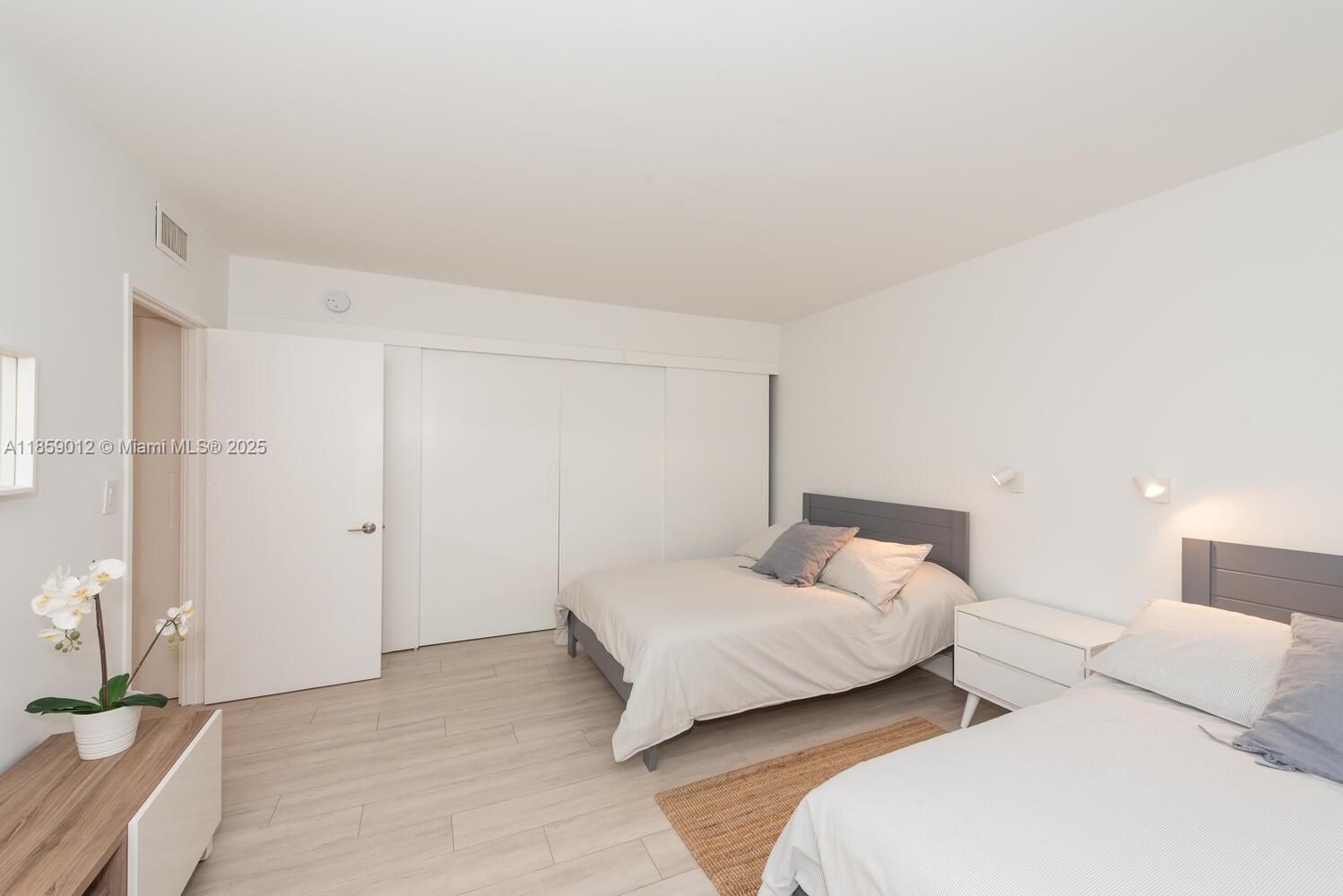 KEY COLONY NO 4 CONDO - Residential Lease