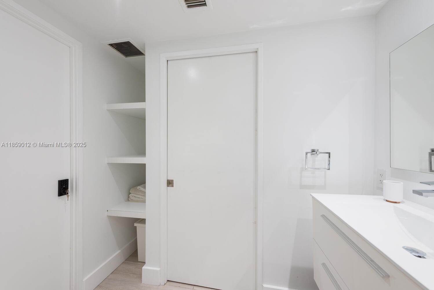 KEY COLONY NO 4 CONDO - Residential Lease