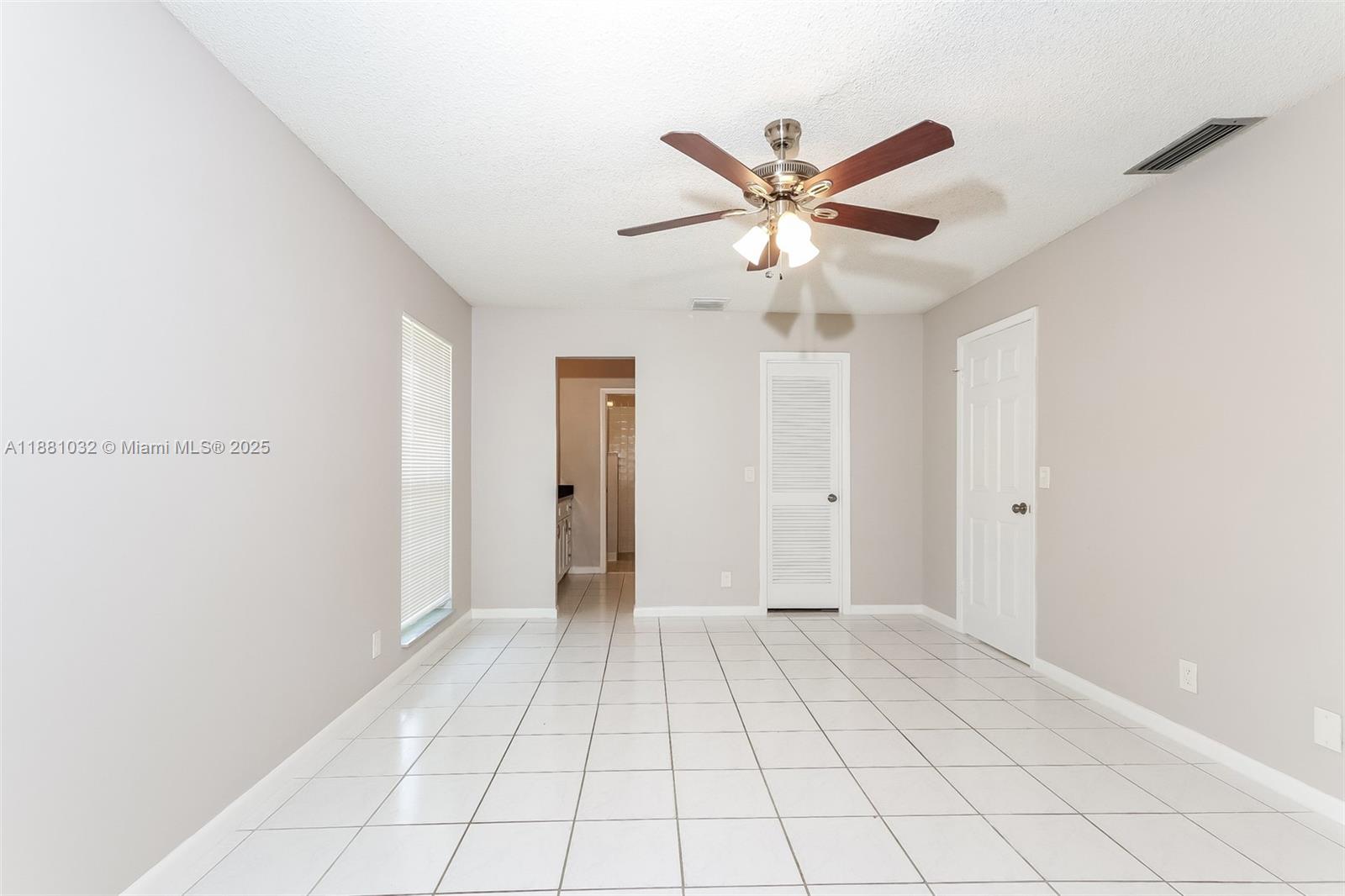 SOUTH SHORE 4 OF WELLINGT - Residential Lease