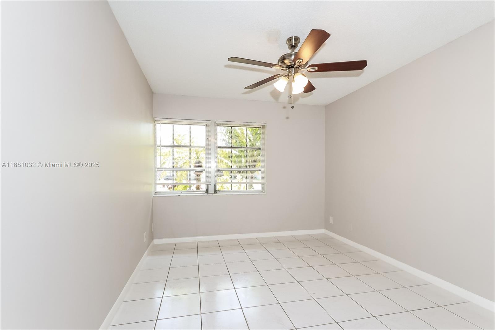 SOUTH SHORE 4 OF WELLINGT - Residential Lease