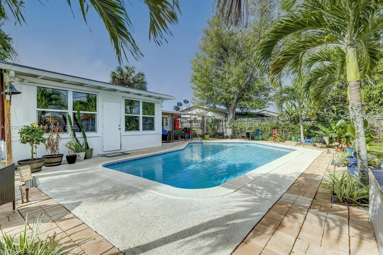 RIVERLAND VILLAGE SEC ONE - Residential Lease