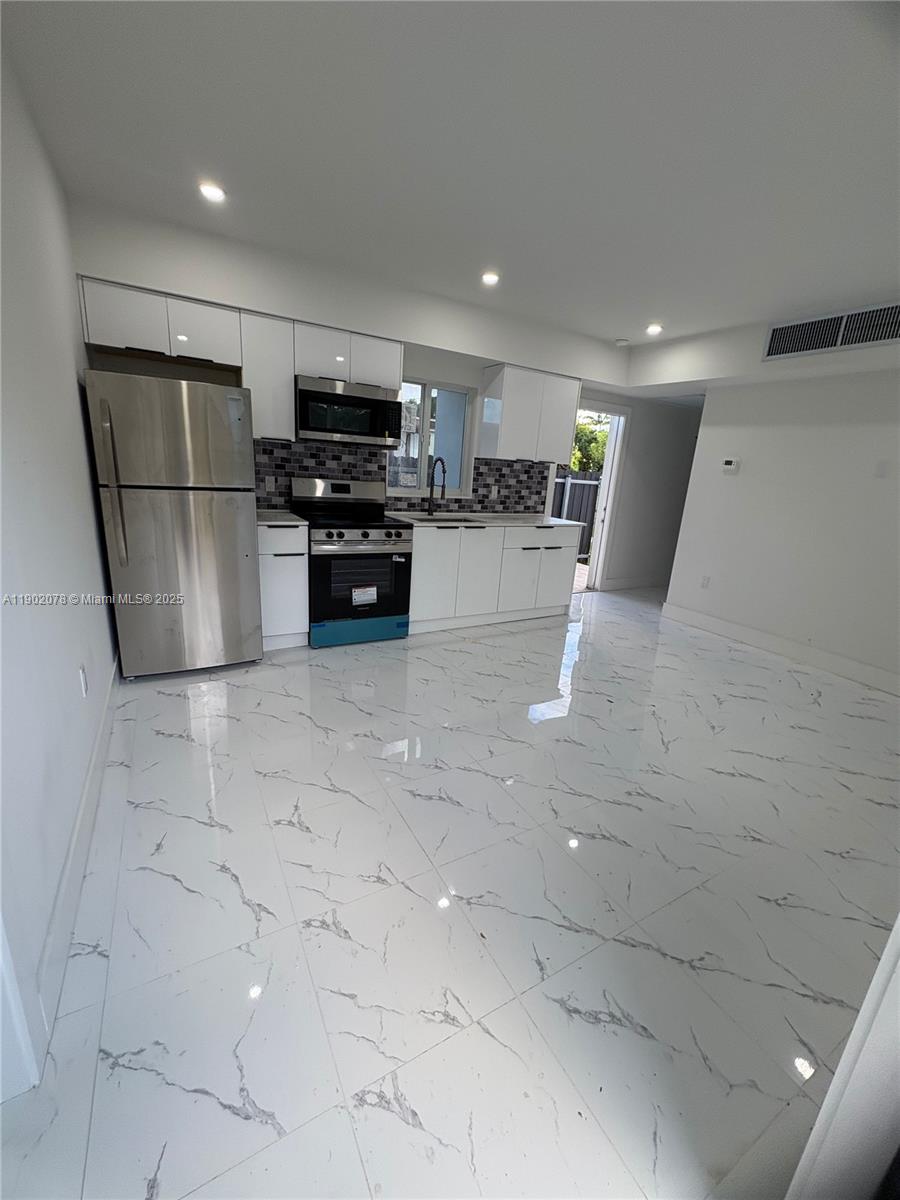 GREENE SUB 2ND ADDN - Residential Lease