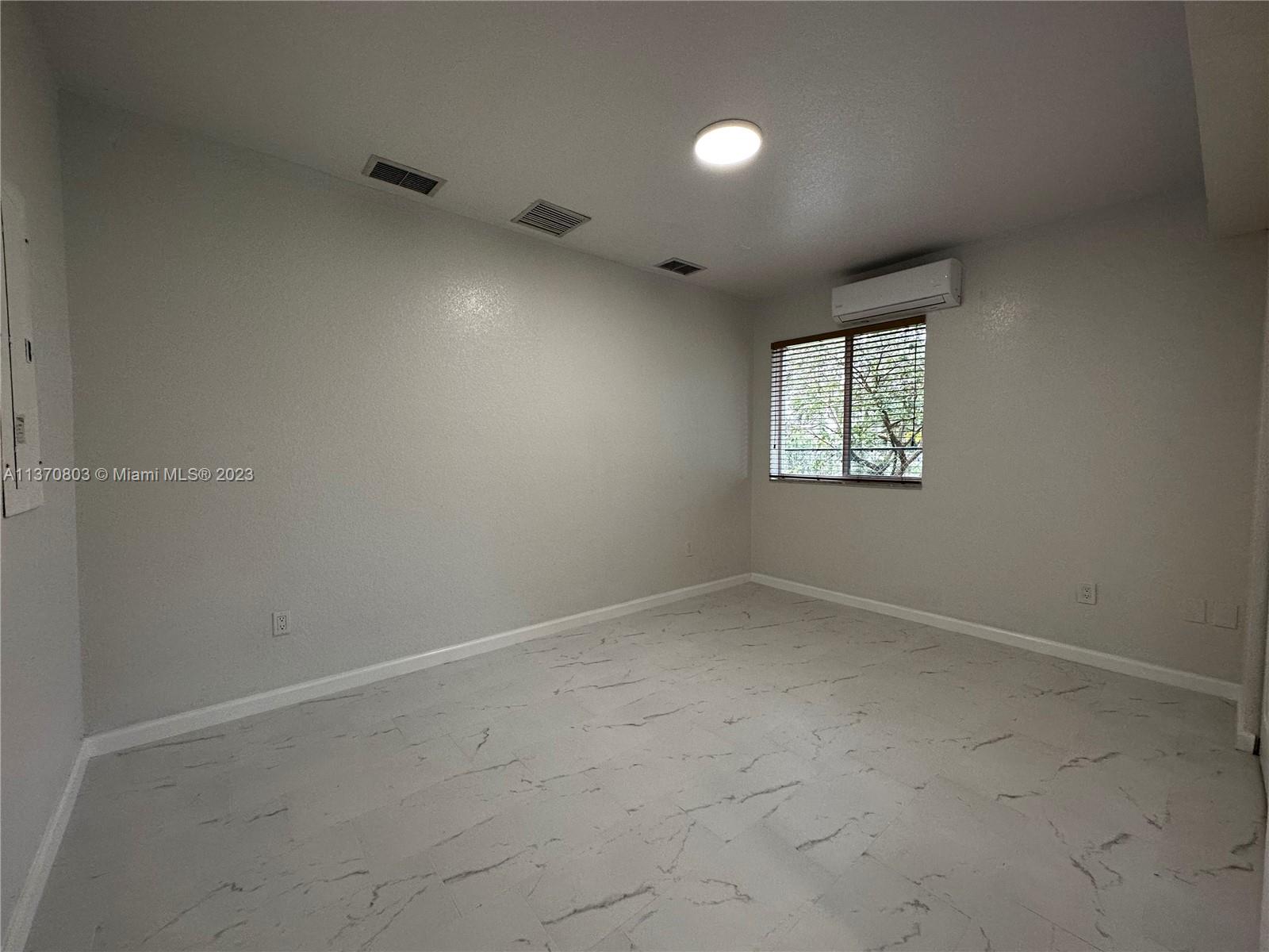 DAVID ESTATES - Residential Lease