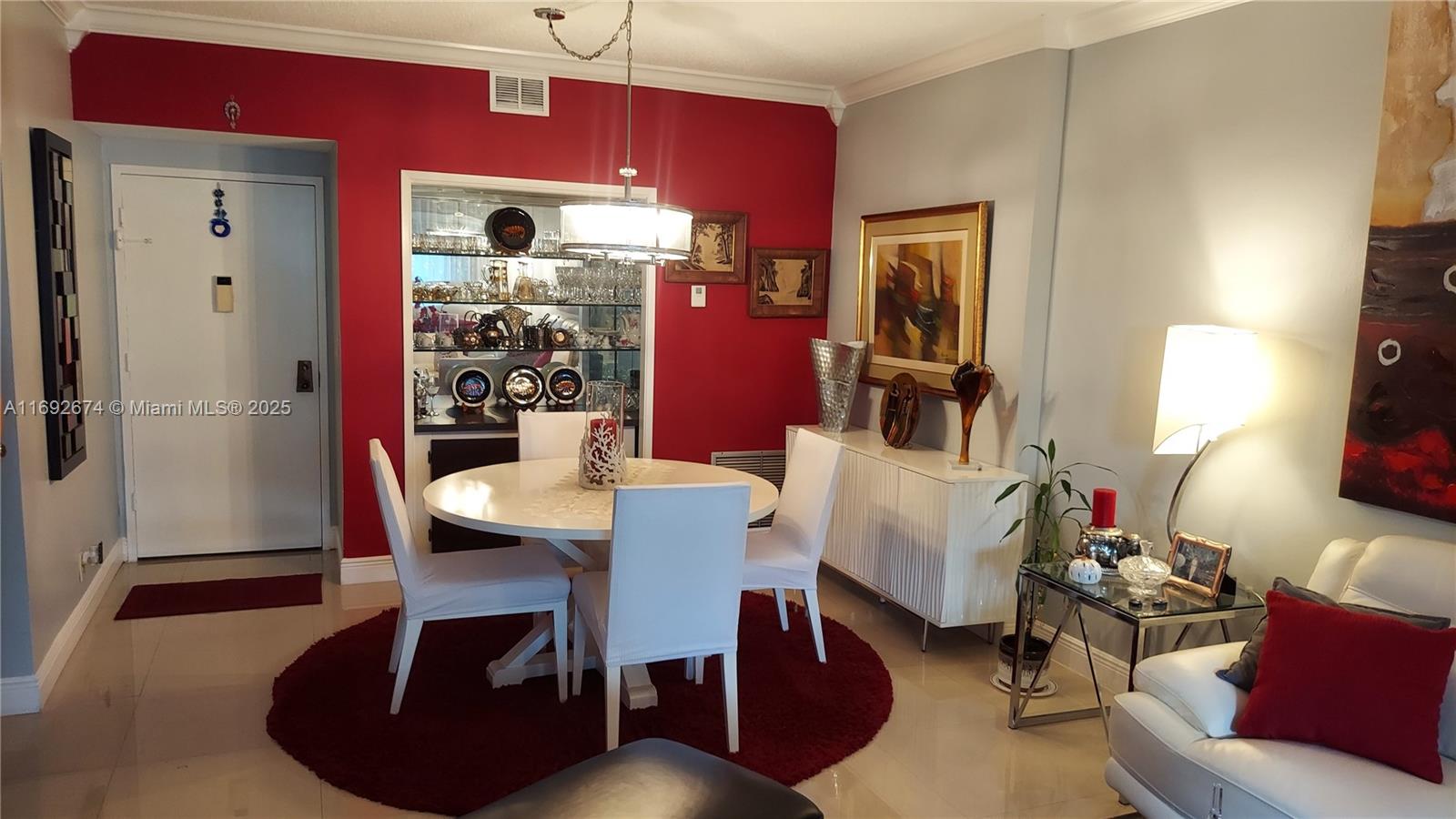 HILLCREST EAST NO 22 COND - Residential