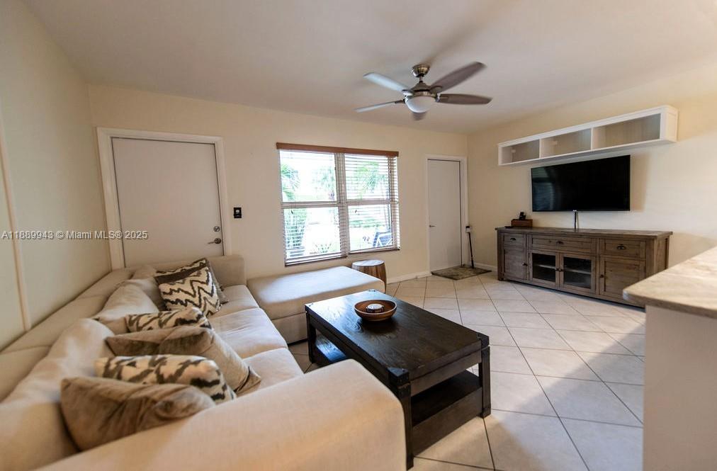 PATIO CONDO - Residential