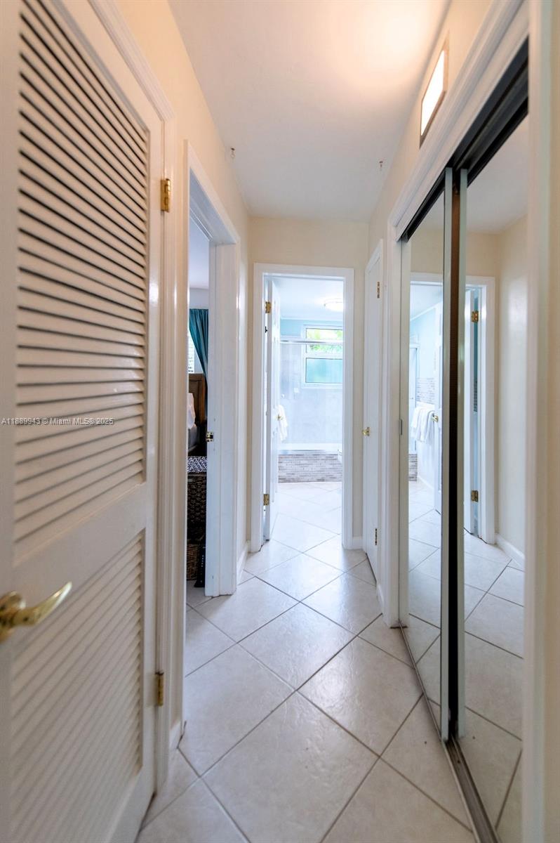 PATIO CONDO - Residential