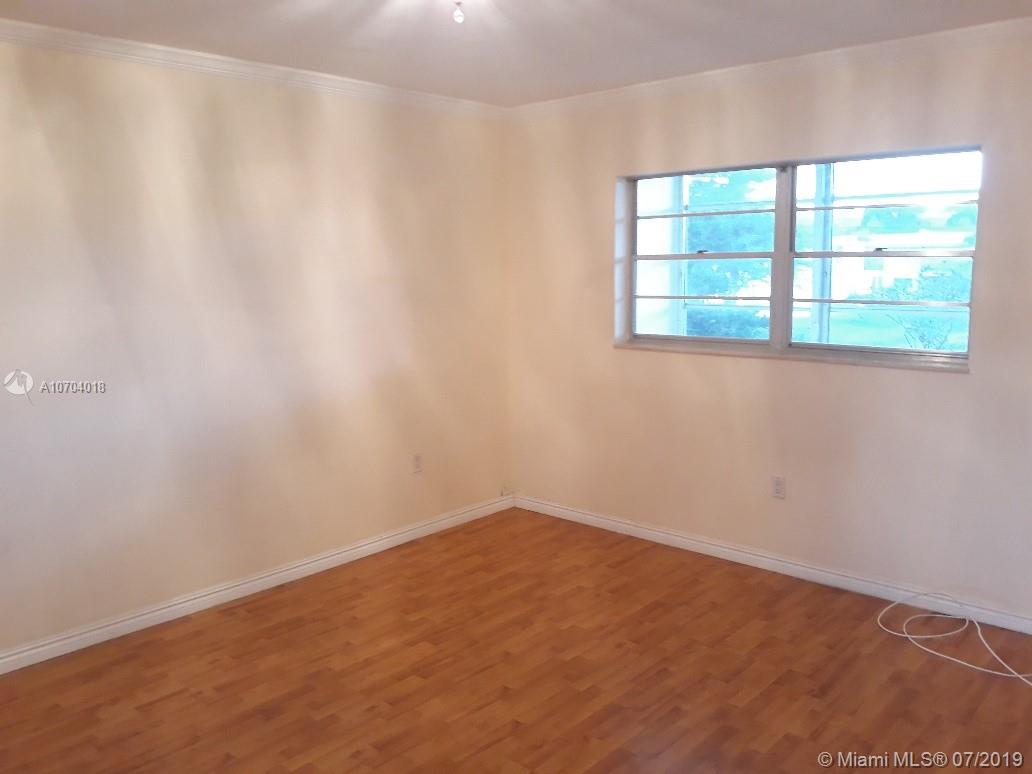 BISC LAKE GARDENS NO 2 BL - Residential Lease