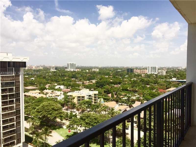 BRICKELL PLACE CONDO - Residential Lease