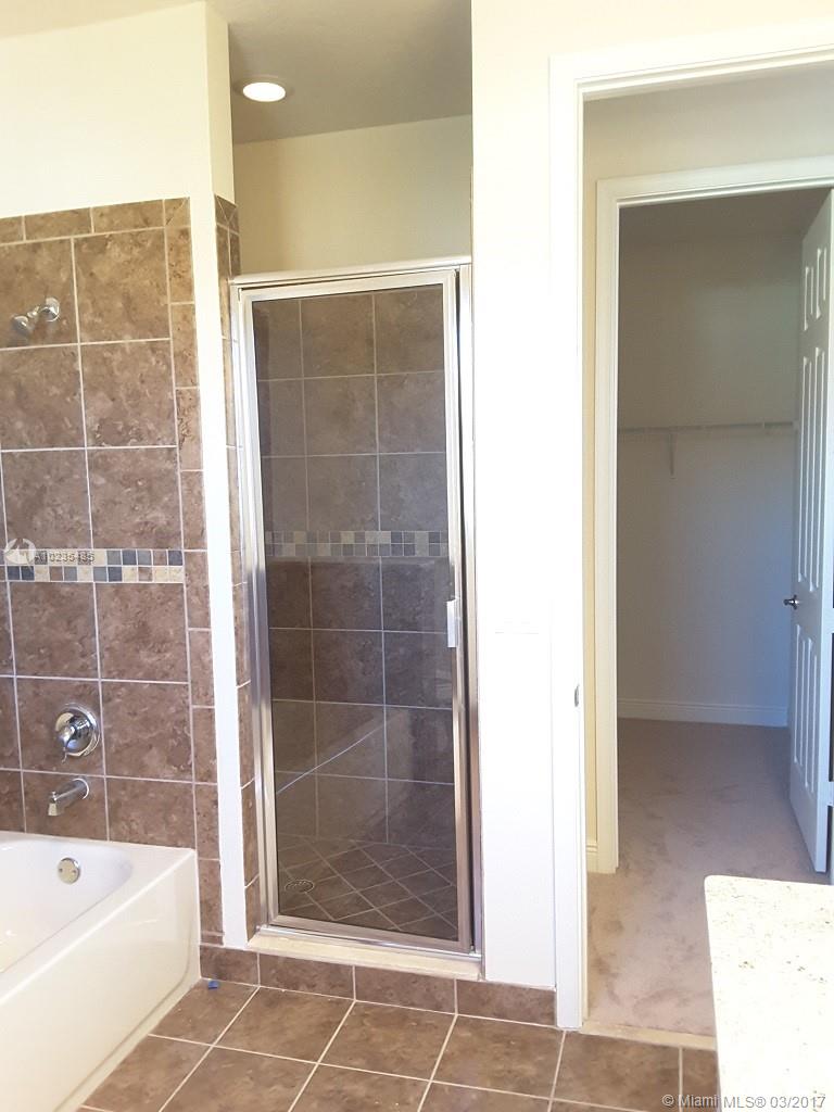 5150 Hillsboro 176-189 B - Residential Lease