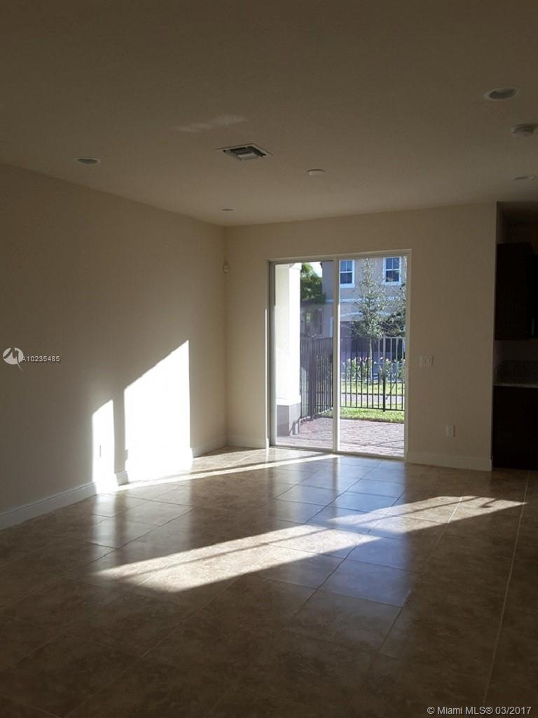 5150 Hillsboro 176-189 B - Residential Lease