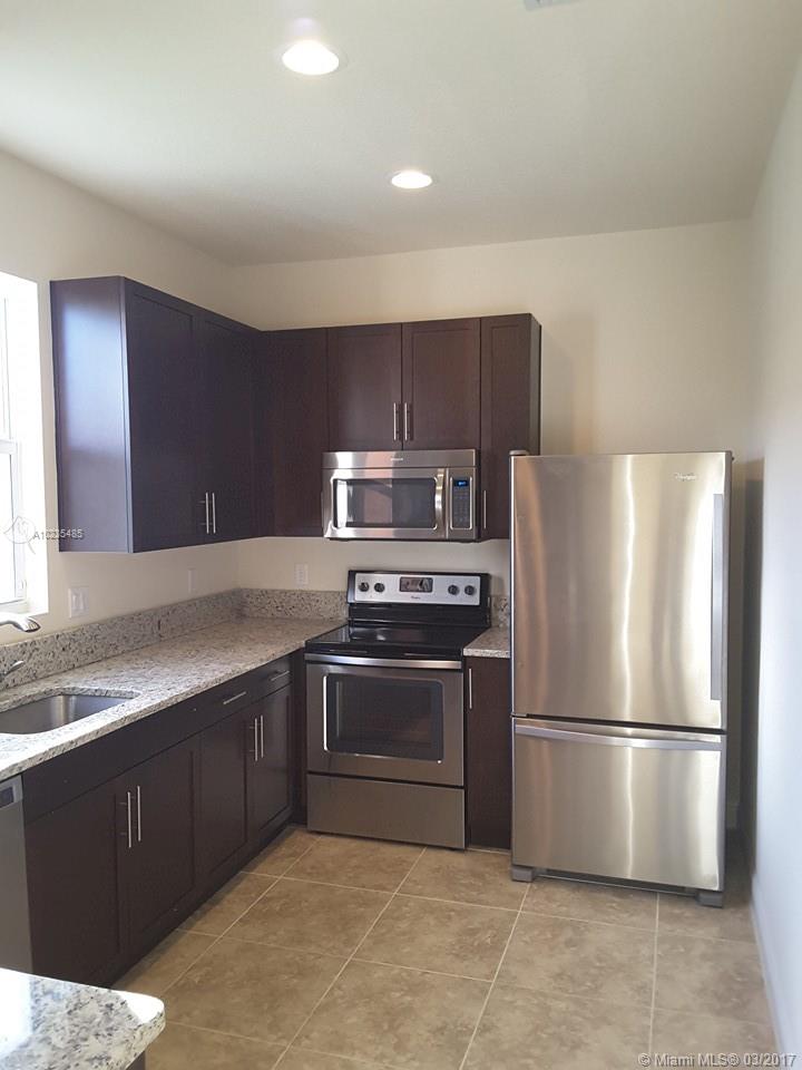 5150 Hillsboro 176-189 B - Residential Lease