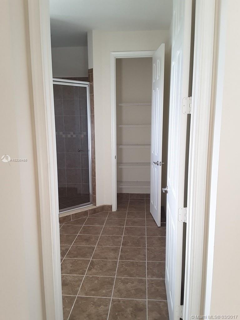 5150 Hillsboro 176-189 B - Residential Lease