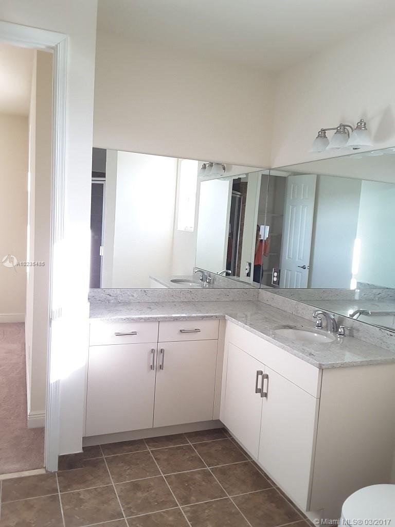 5150 Hillsboro 176-189 B - Residential Lease