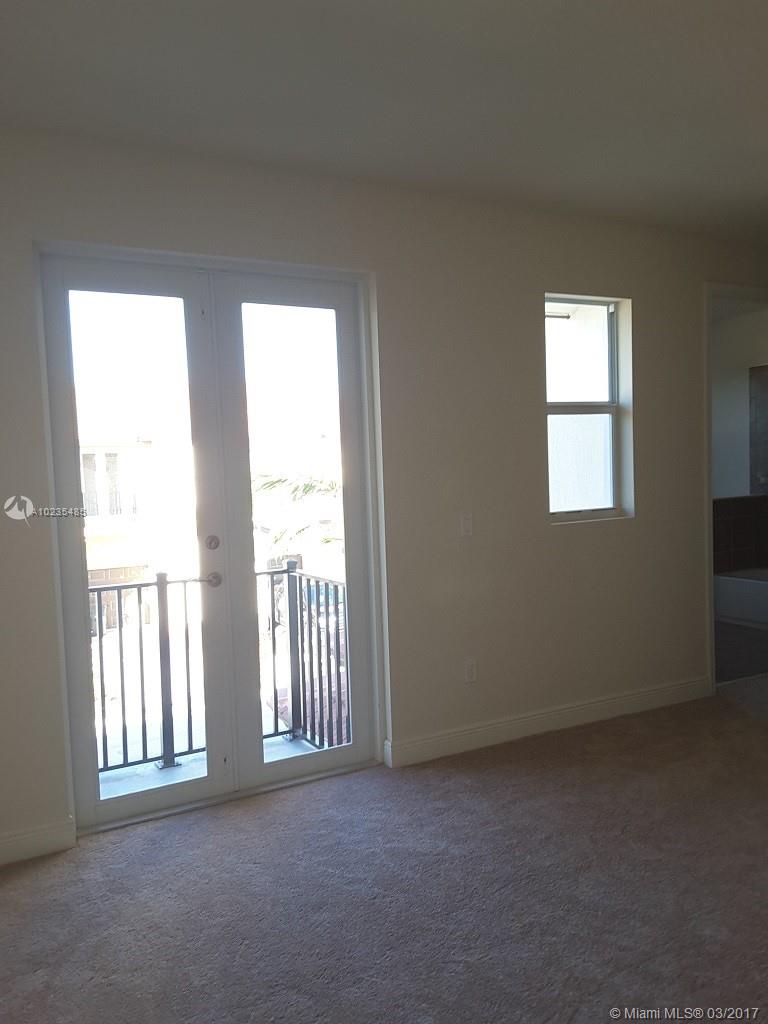 5150 Hillsboro 176-189 B - Residential Lease