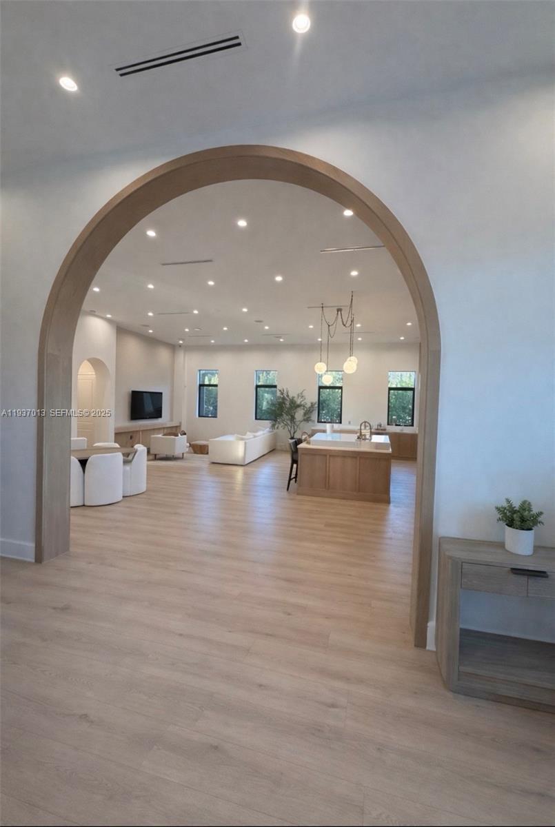 FARMERS ACRES - Residential