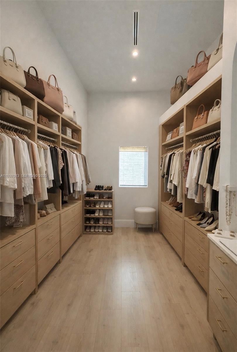 FARMERS ACRES - Residential