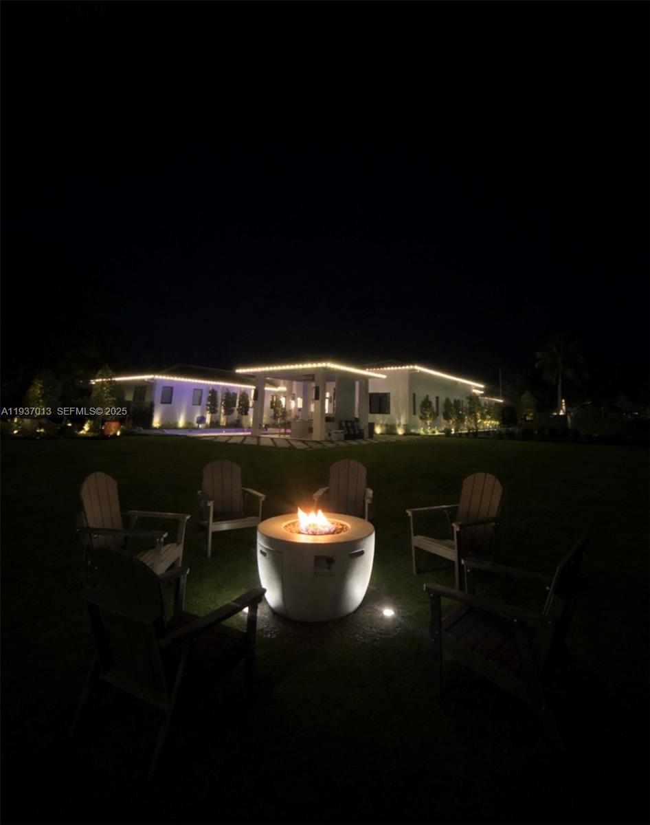 FARMERS ACRES - Residential