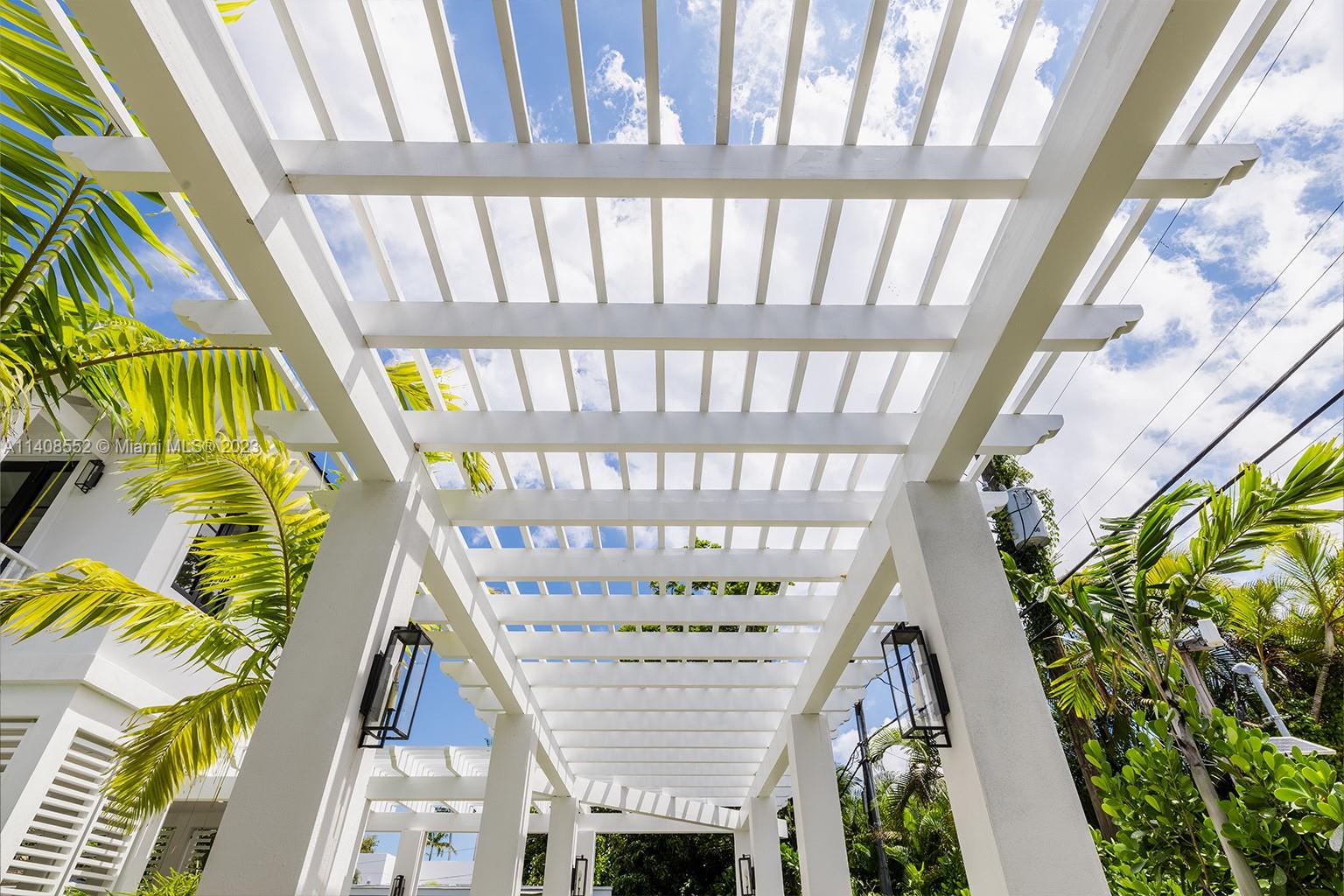 HIGH PINES REV PLAT OF 2N - Residential