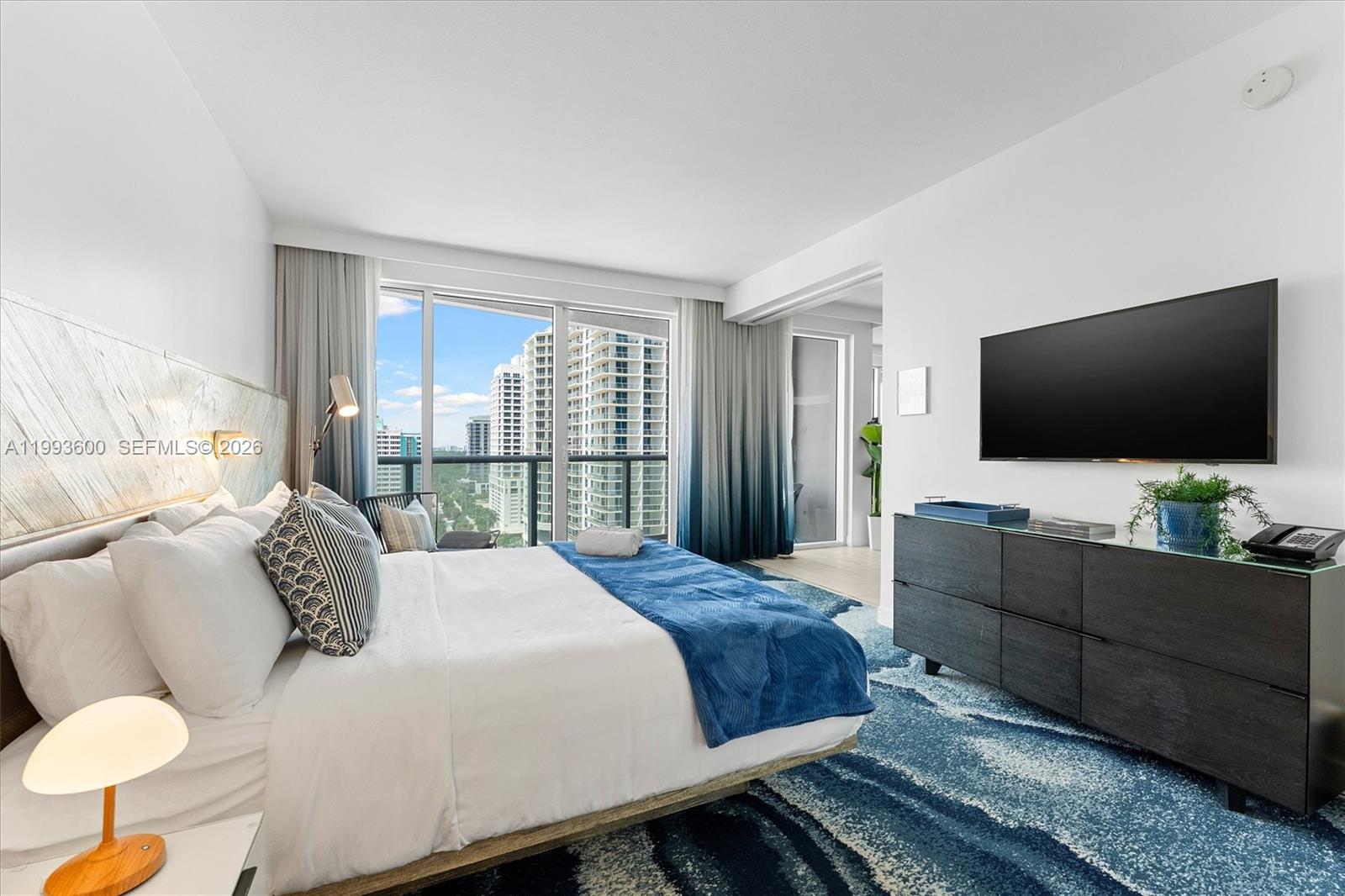 FORT LAUDERDALE RESIDENCE - Residential