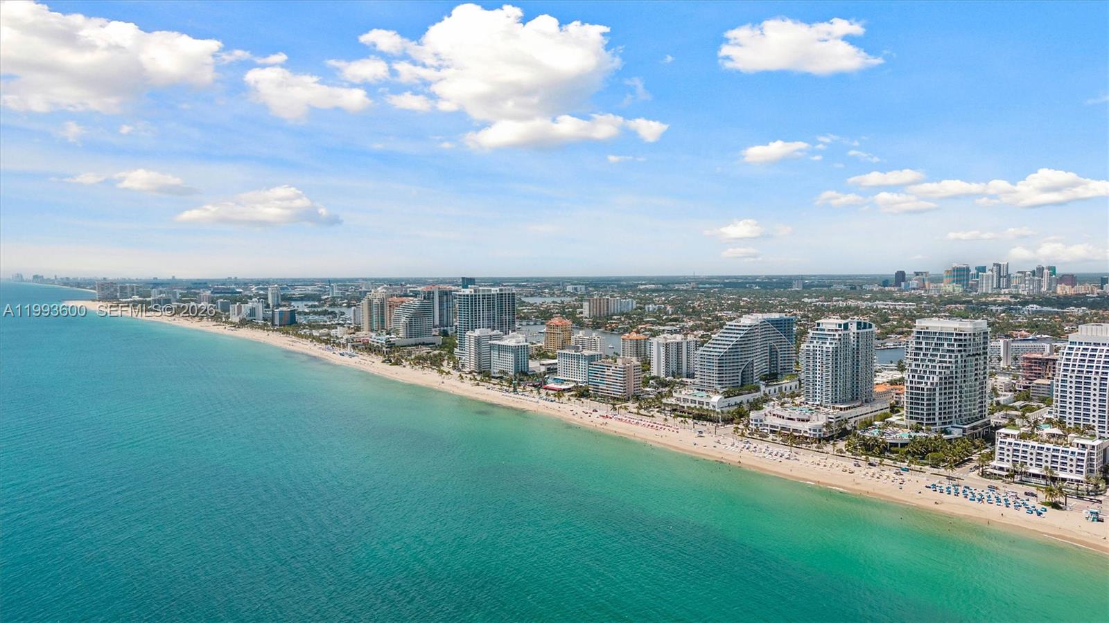 FORT LAUDERDALE RESIDENCE - Residential
