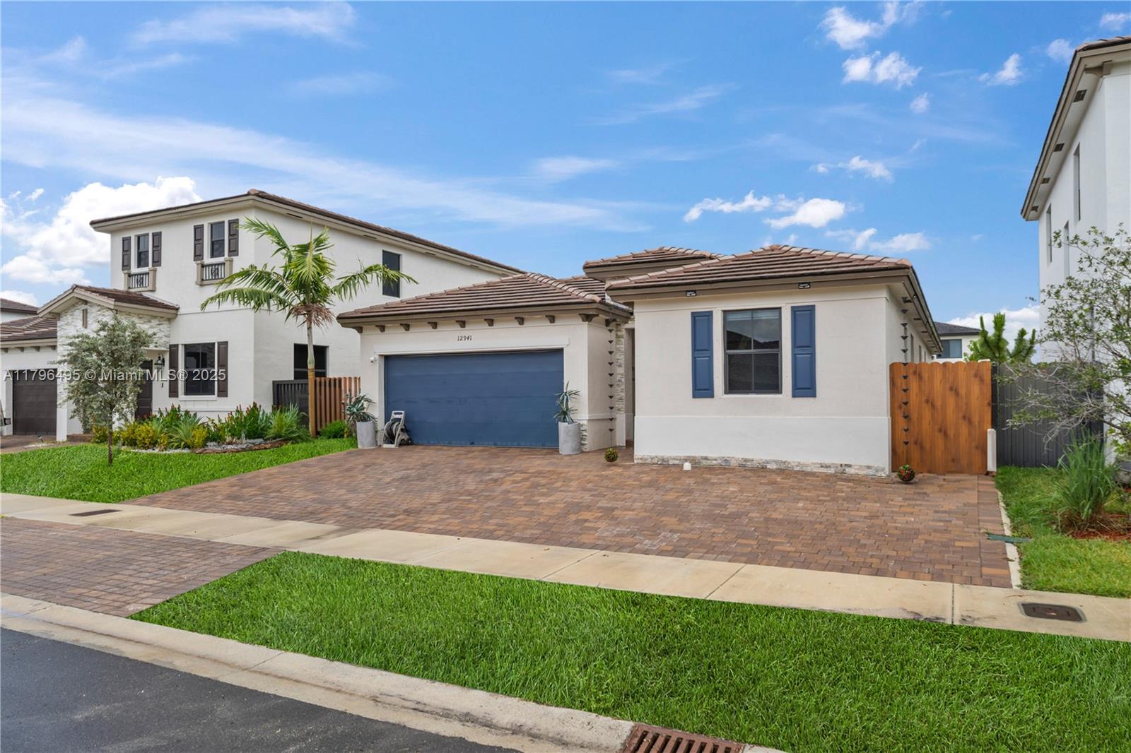 KENDALL ASSEMBLAGE - Residential