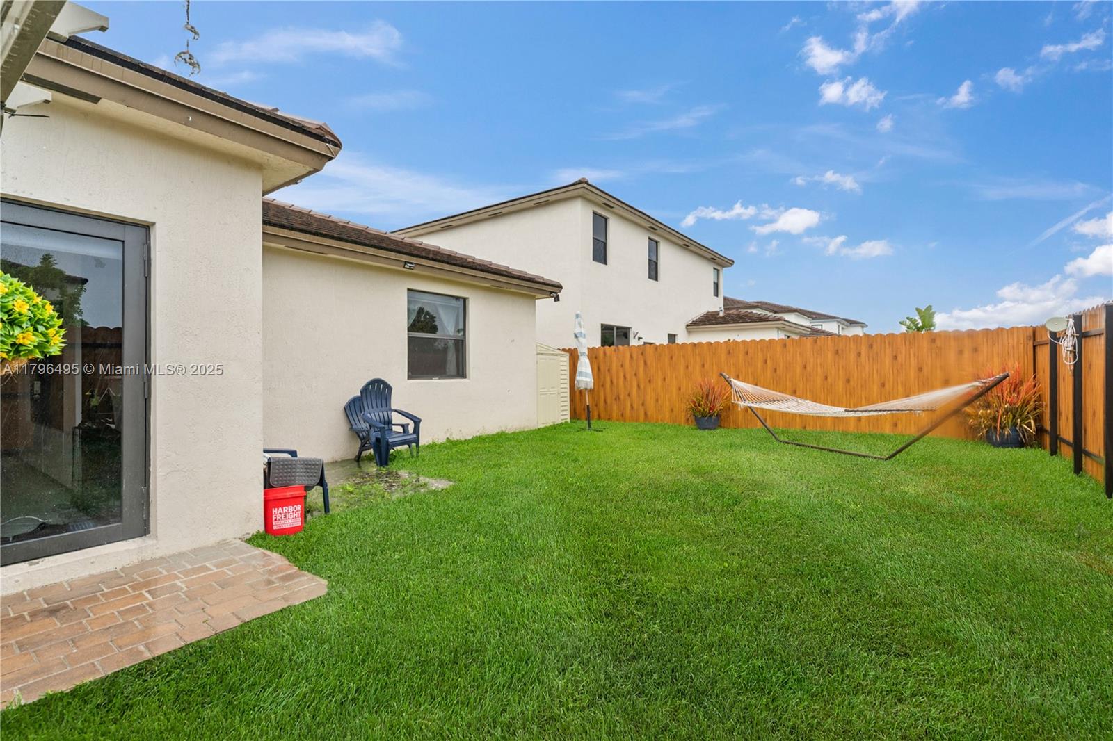 KENDALL ASSEMBLAGE - Residential