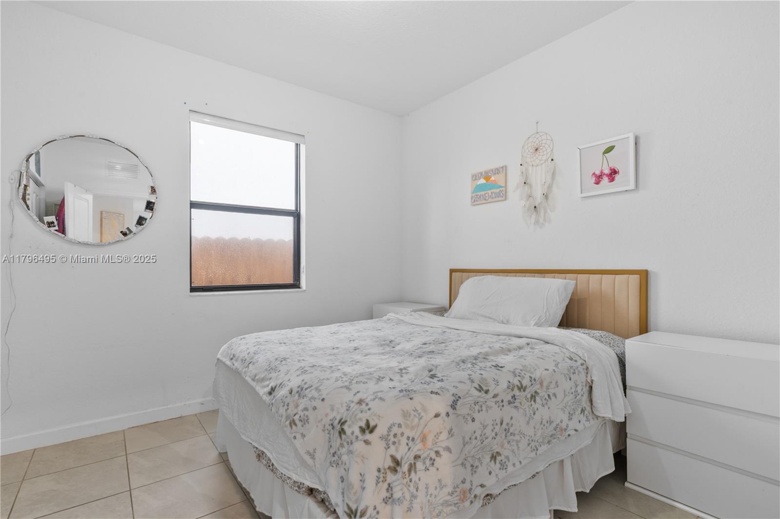 KENDALL ASSEMBLAGE - Residential