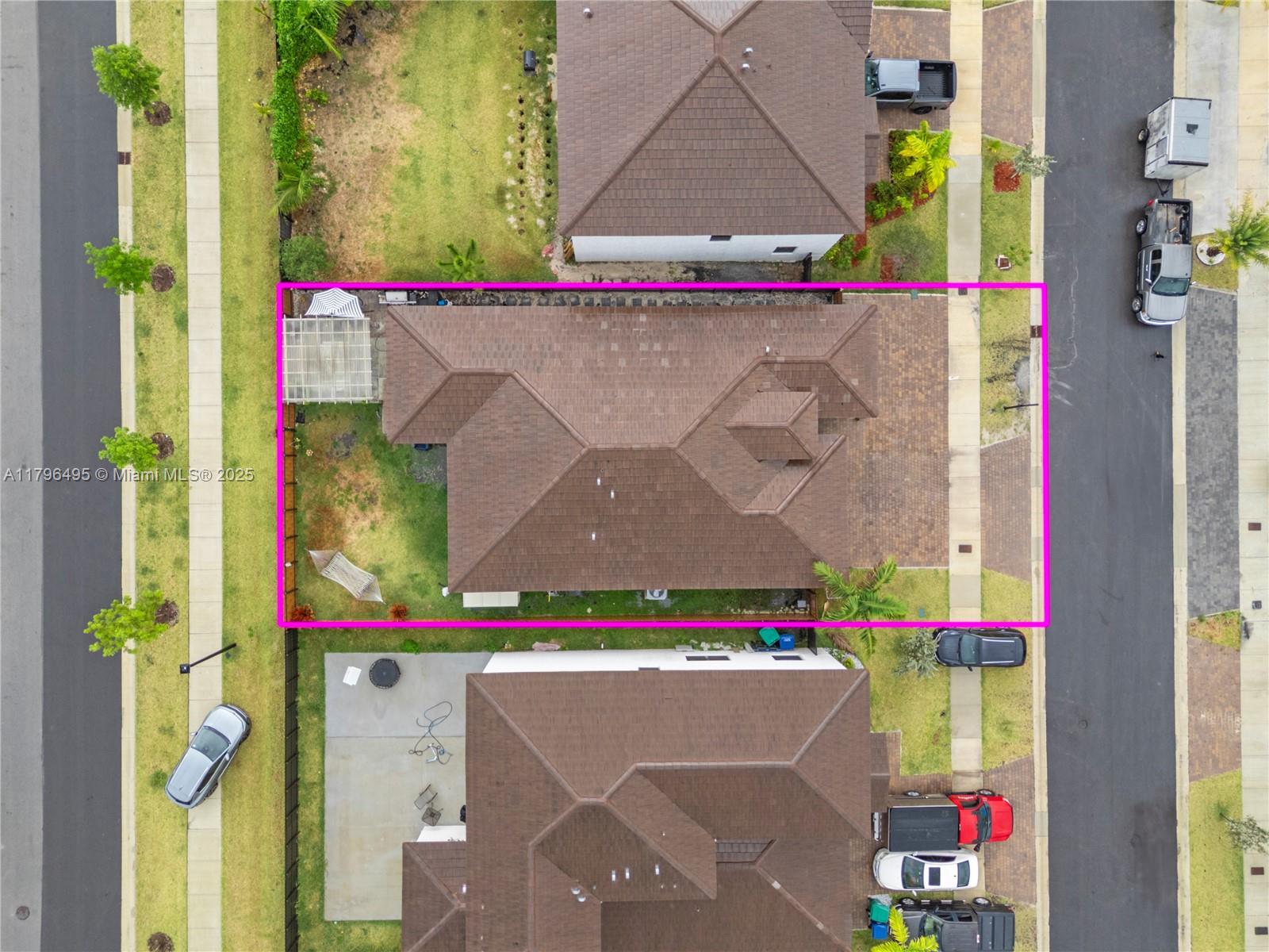 KENDALL ASSEMBLAGE - Residential