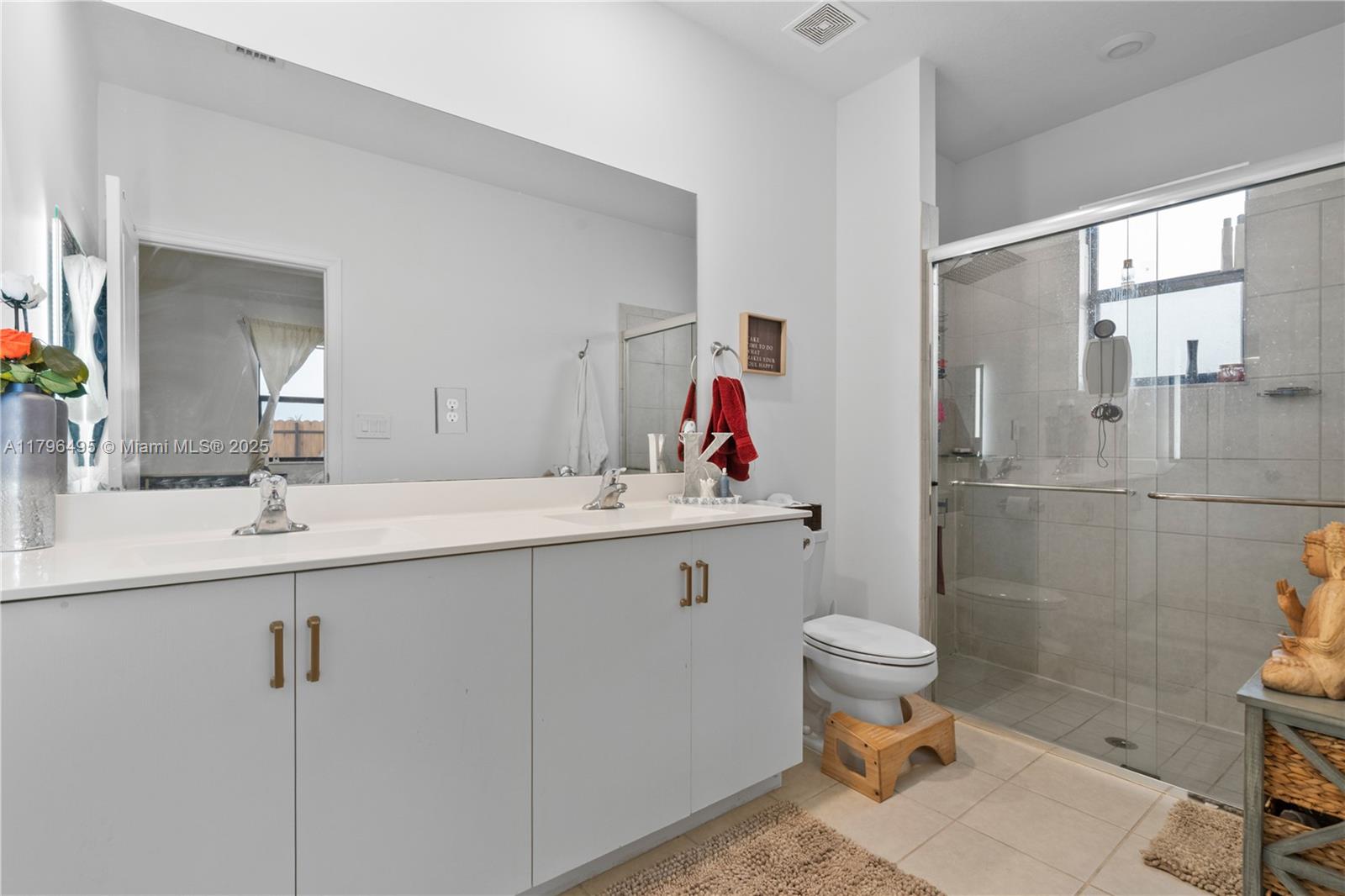 KENDALL ASSEMBLAGE - Residential