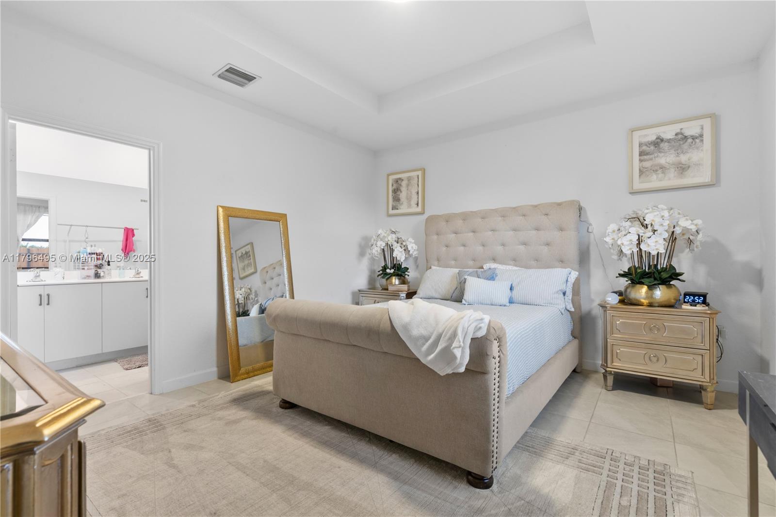 KENDALL ASSEMBLAGE - Residential