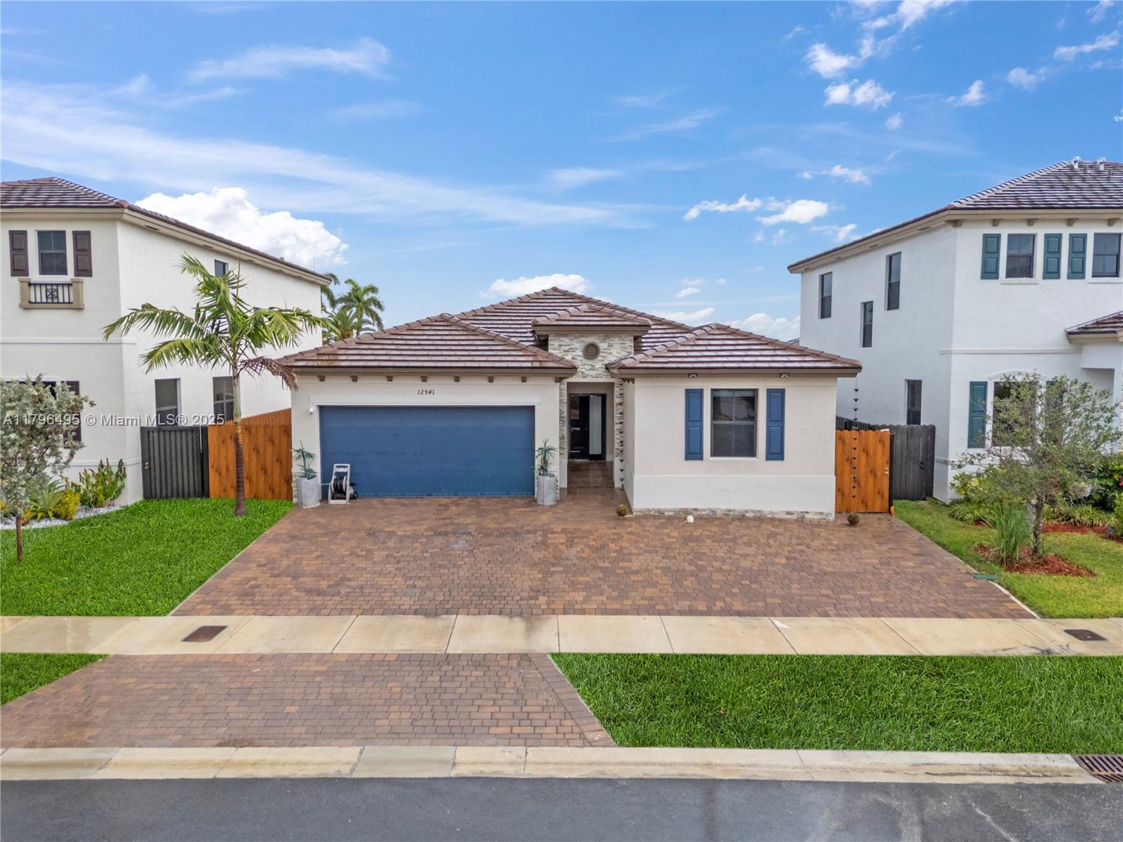 KENDALL ASSEMBLAGE - Residential