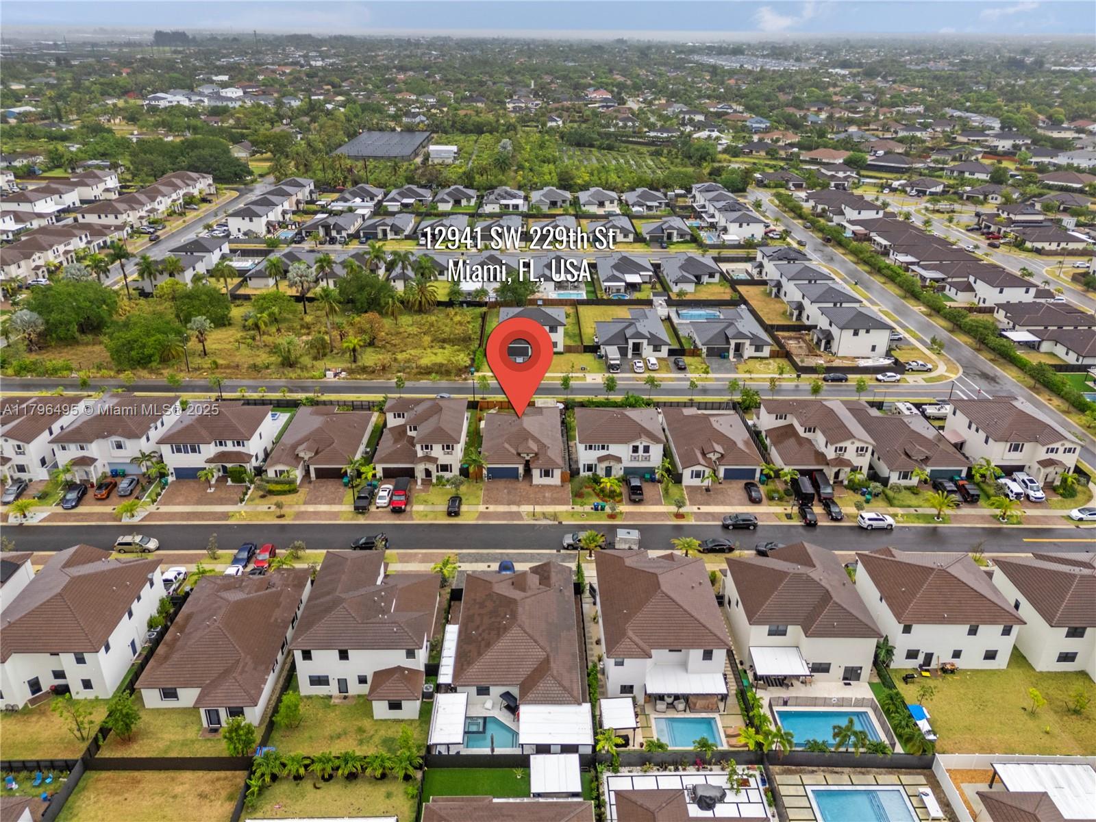 KENDALL ASSEMBLAGE - Residential