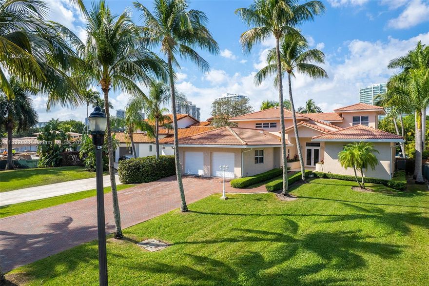 Welcome to your dream family home in Golden Beach! This property boasts great bones and an amazing floor plan, providing ample space for your family to grow and thrive. Enjoy 75 feet of waterfrontage with a private view, perfect for relaxing and taking in the beauty of your surroundings. Situated in the heart of the neighborhood, you'll have easy access to all the community amenities, including a private beach, multiple parks, and sidewalks lined with palm trees. Plus, the tennis courts are just a short walk away, making it easy to stay active and healthy. Don't miss out on this rare opportunity to own a piece of paradise on Golden Beach!