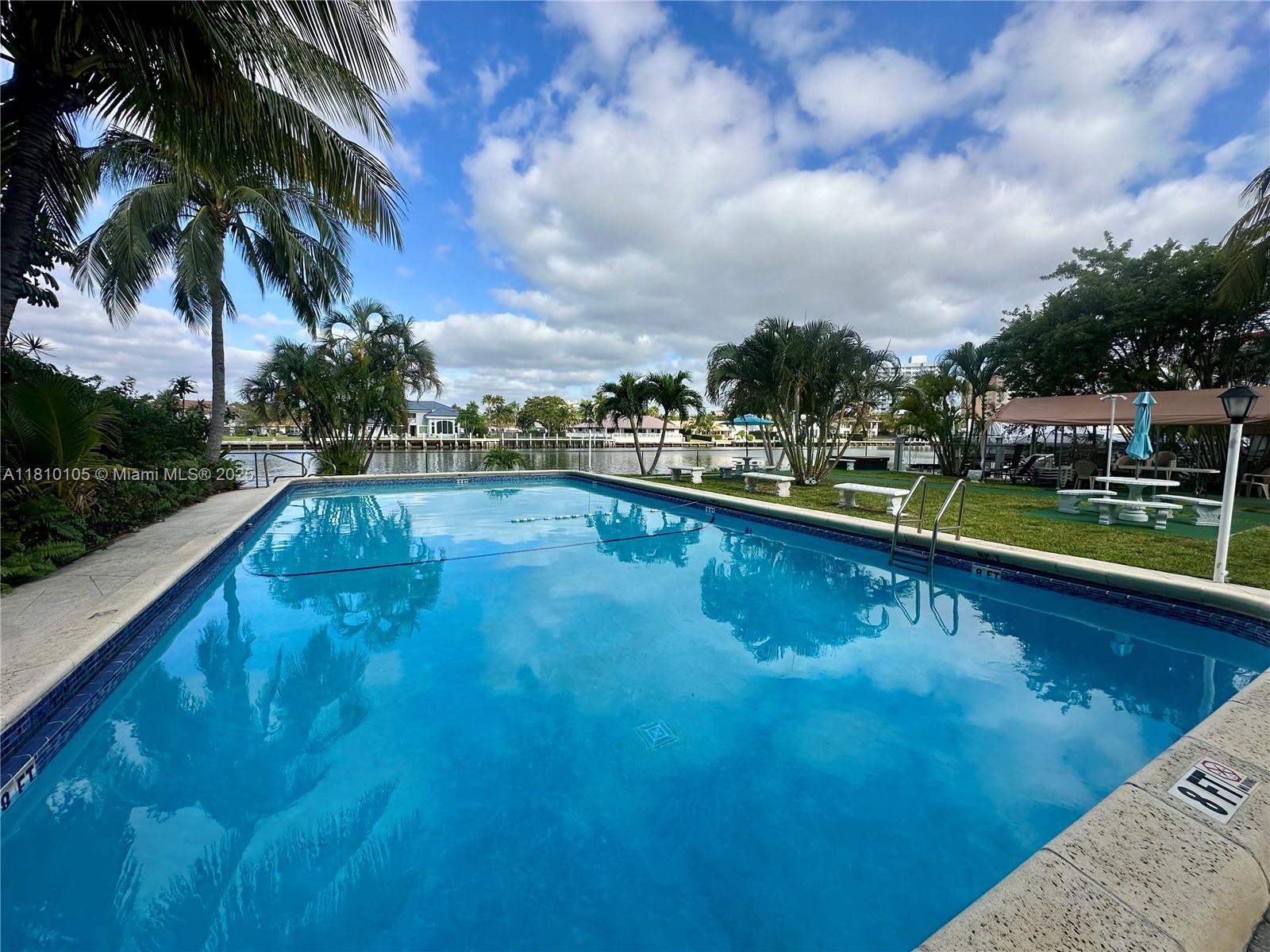2001 S Ocean Dr 39, Hallandale Beach, Broward County, Florida - 1 Bedrooms  
1 Bathrooms - 