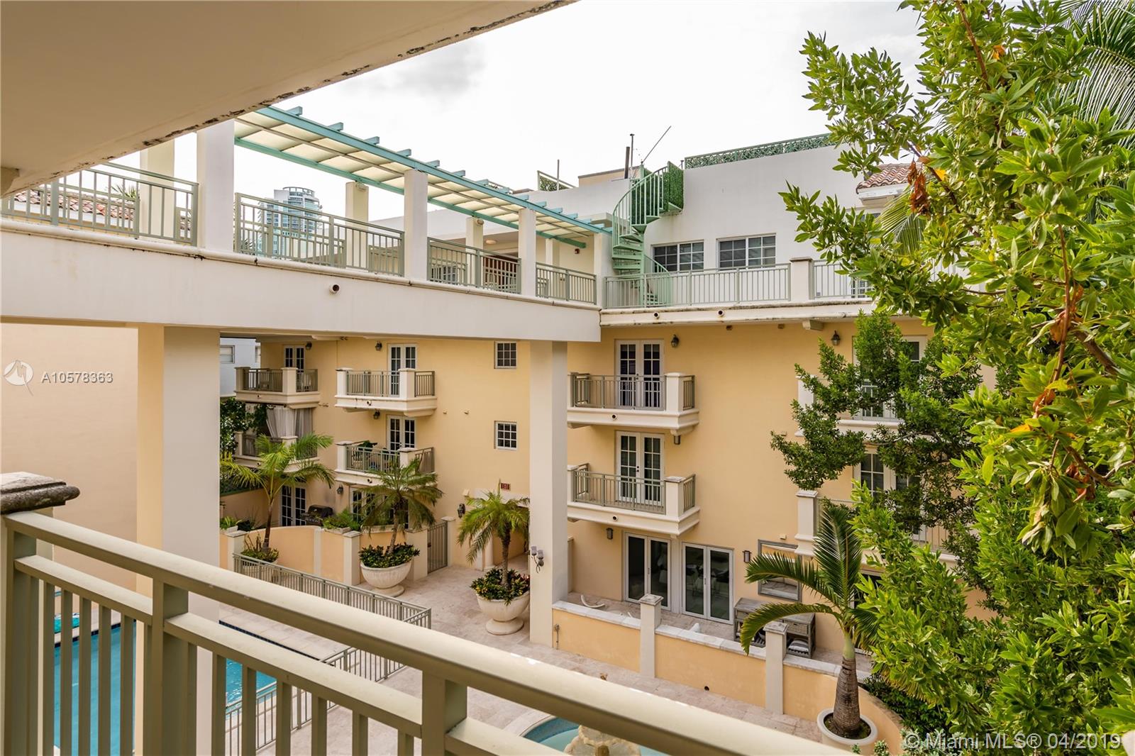 ARMITAGE PLACE NO 1A COND - Residential