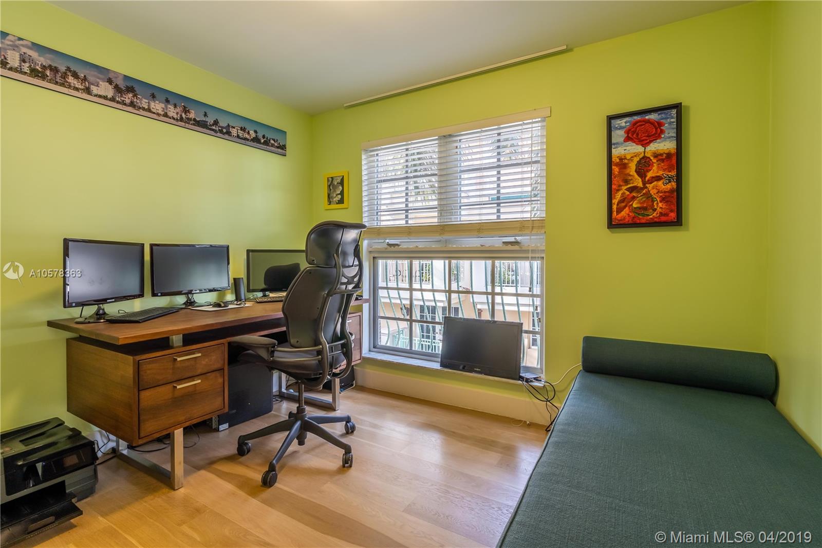 ARMITAGE PLACE NO 1A COND - Residential