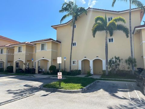 Townhouse in North Miami Beach FL 2088 167th St.jpg