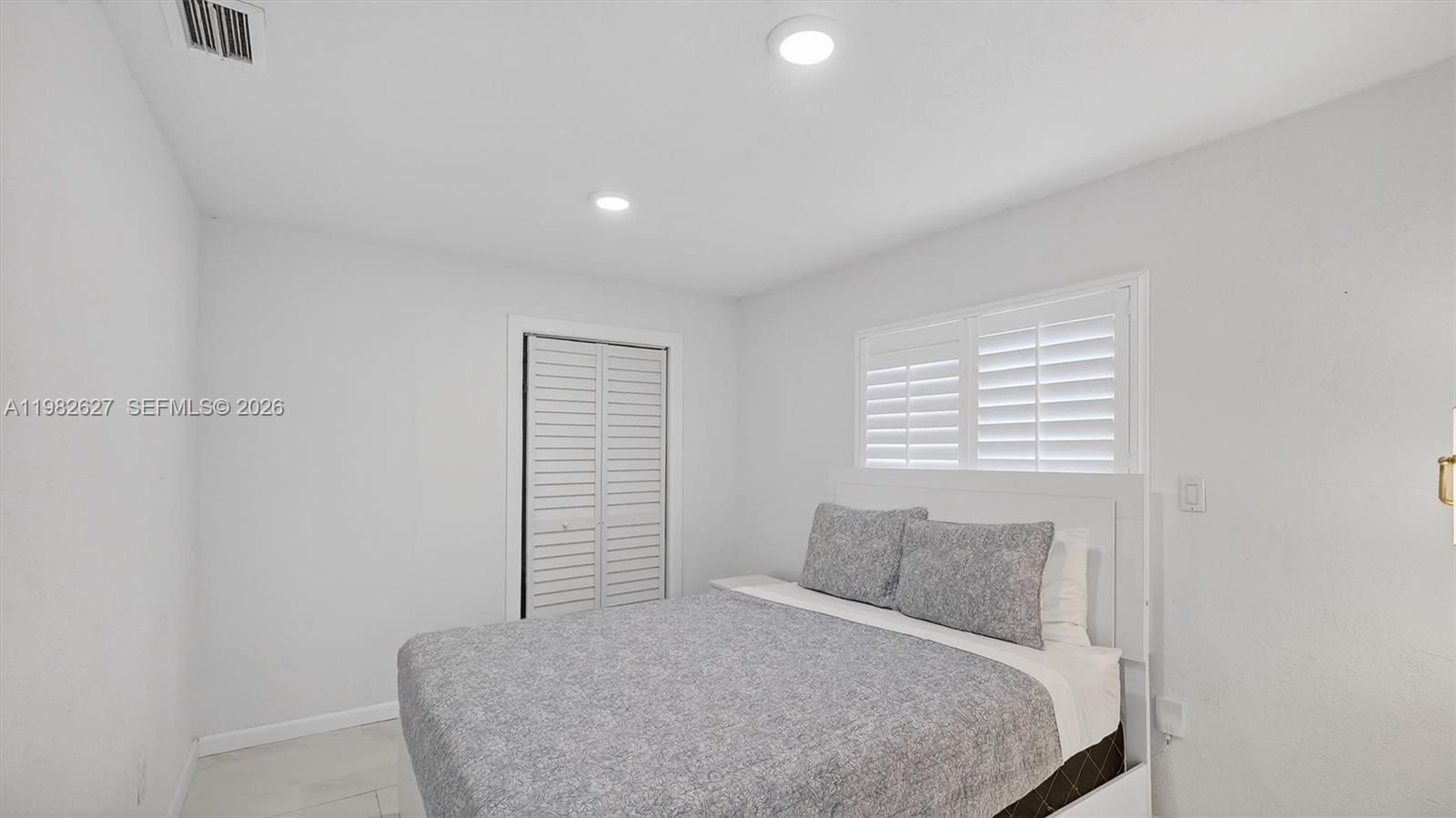 CORAL VILLA REV - Residential