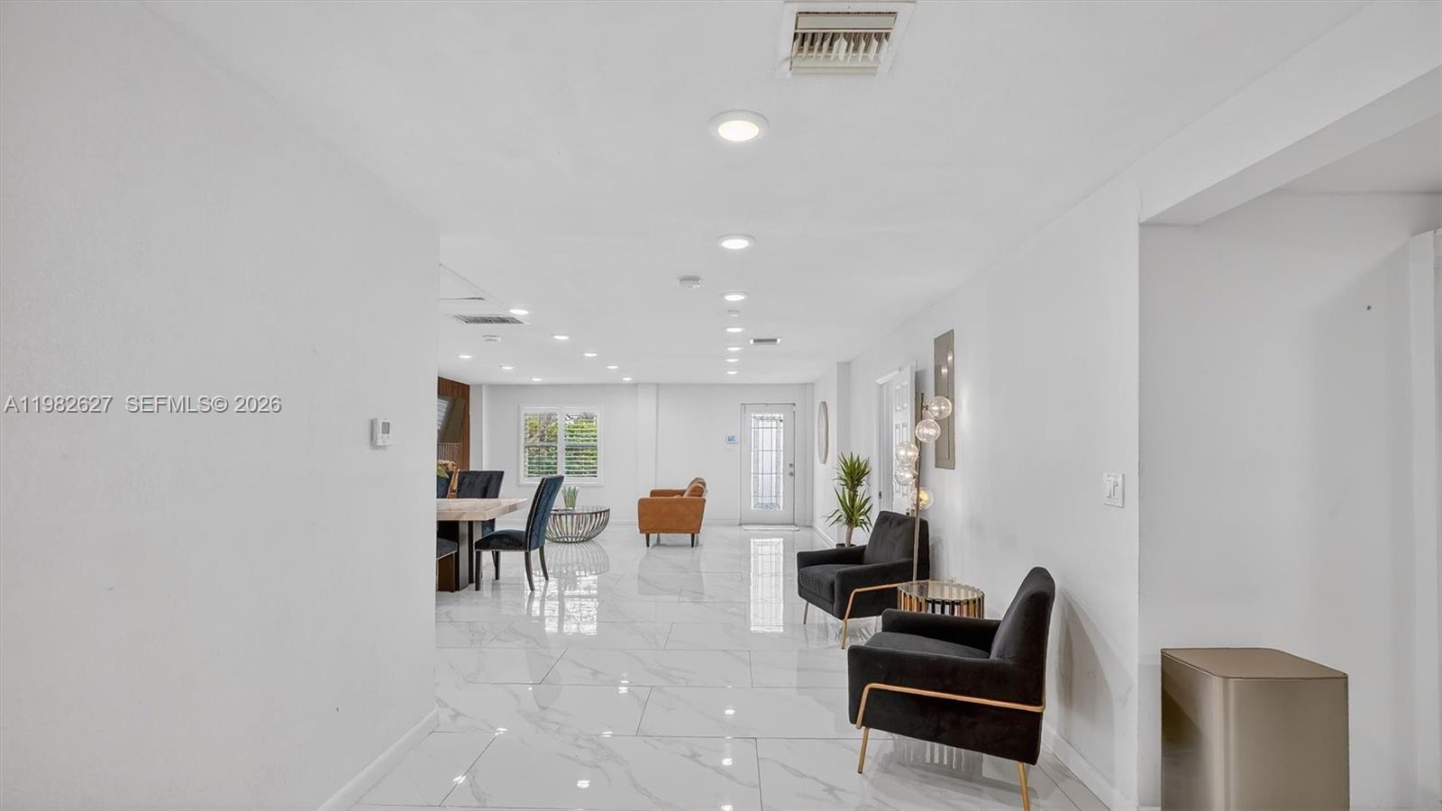 CORAL VILLA REV - Residential